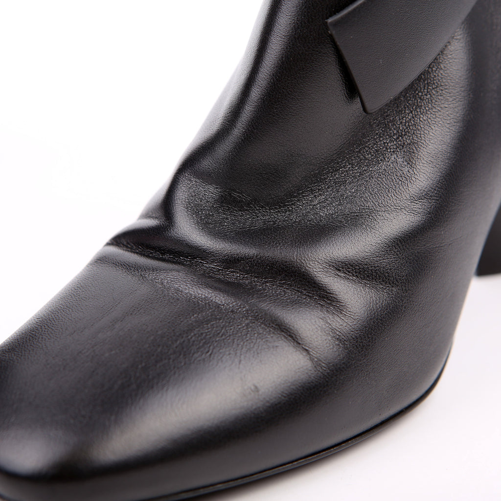 Louis Vuitton Belted Silhouette Leather Boots Size 39 Black