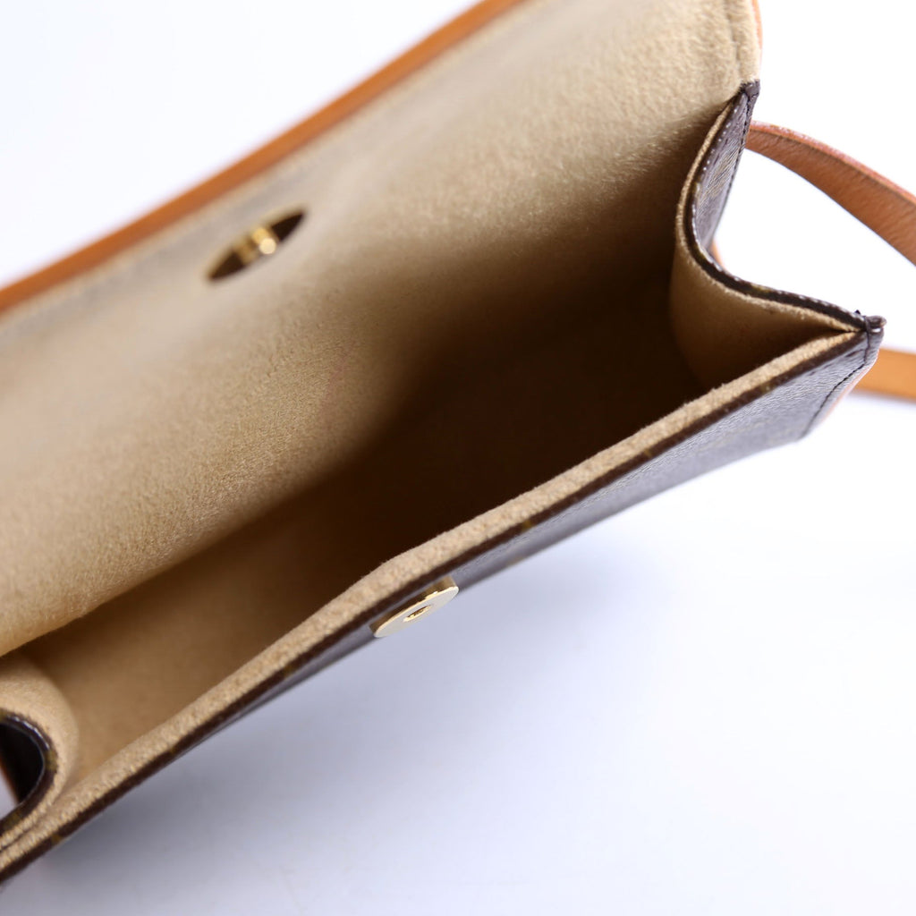 Louis Vuitton Pochette Florentine Monogram