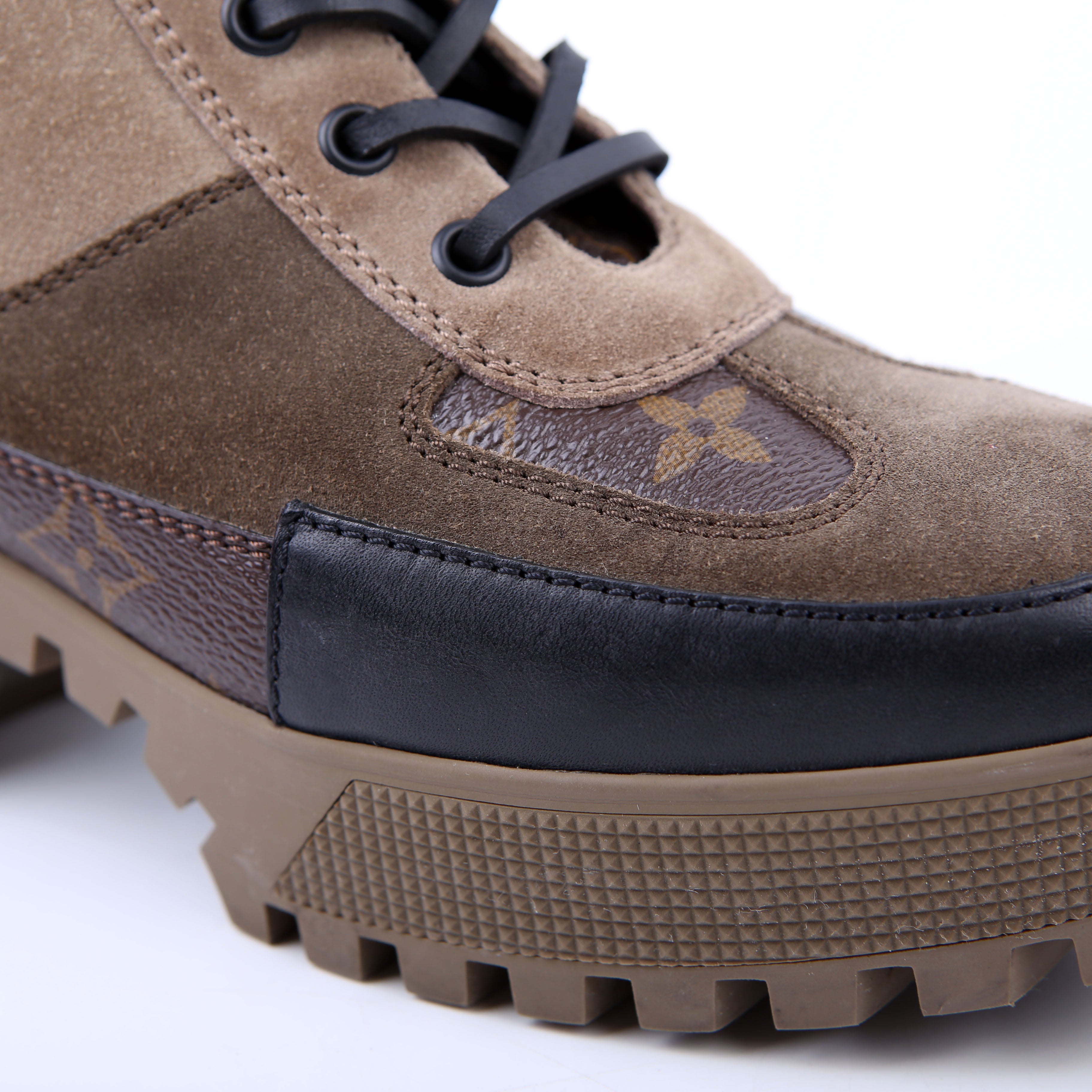 Louis Vuitton Laureate Desert Combat Boots SIze 37