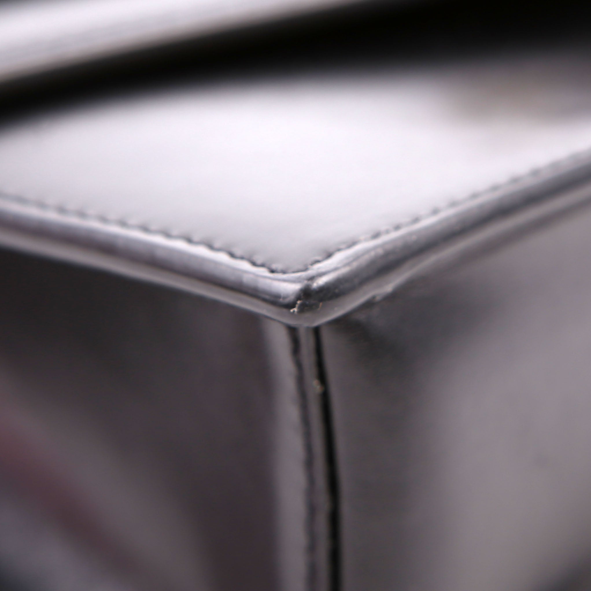 Saint Laurent Sulpice Medium Leather Black