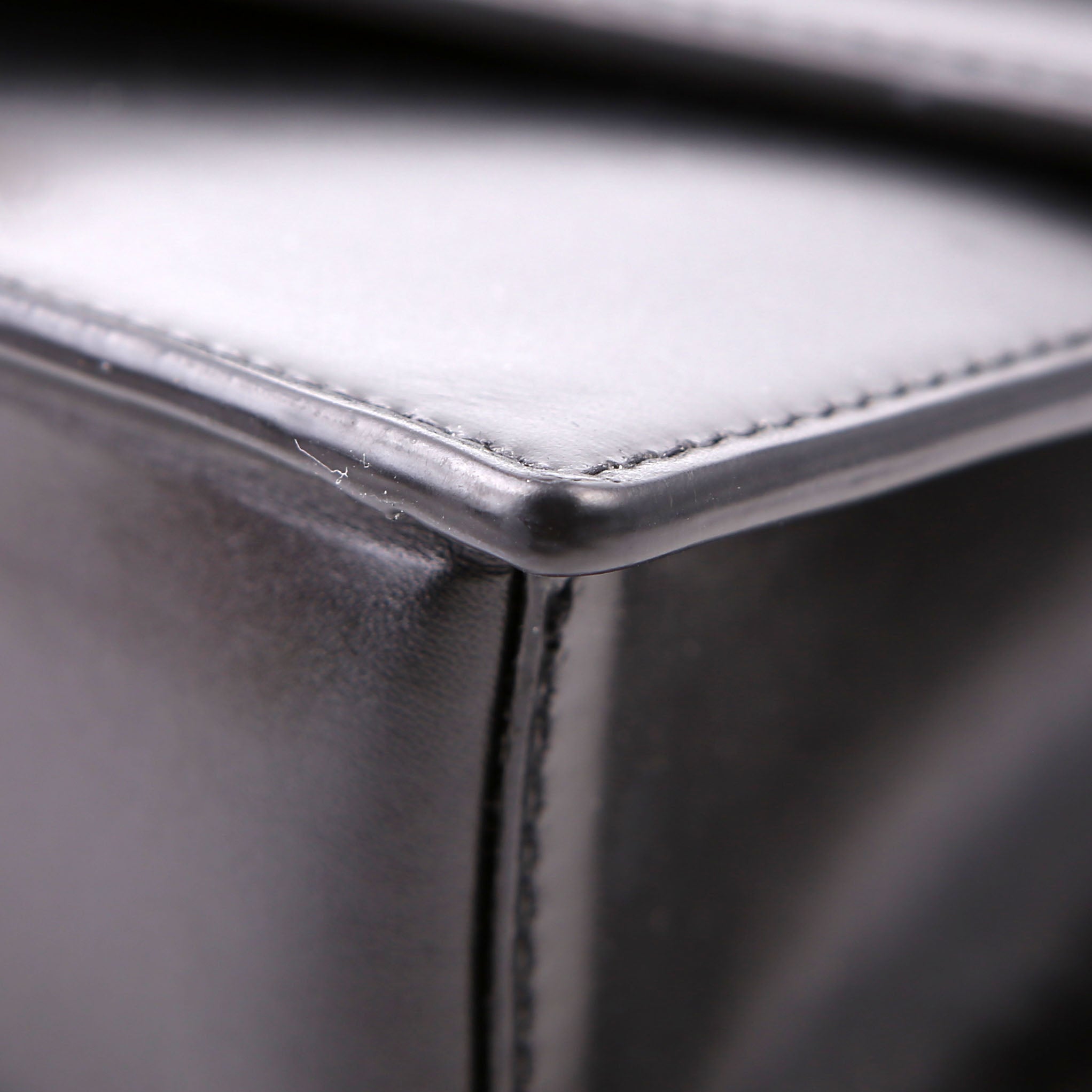 Saint Laurent Sulpice Medium Leather Black