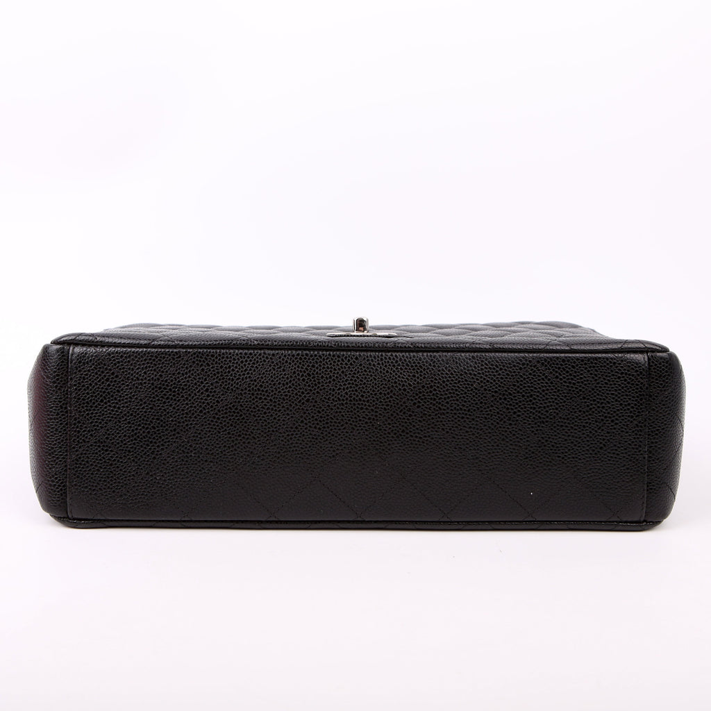 Chanel Classic Flap Maxi Caviar 15M Black