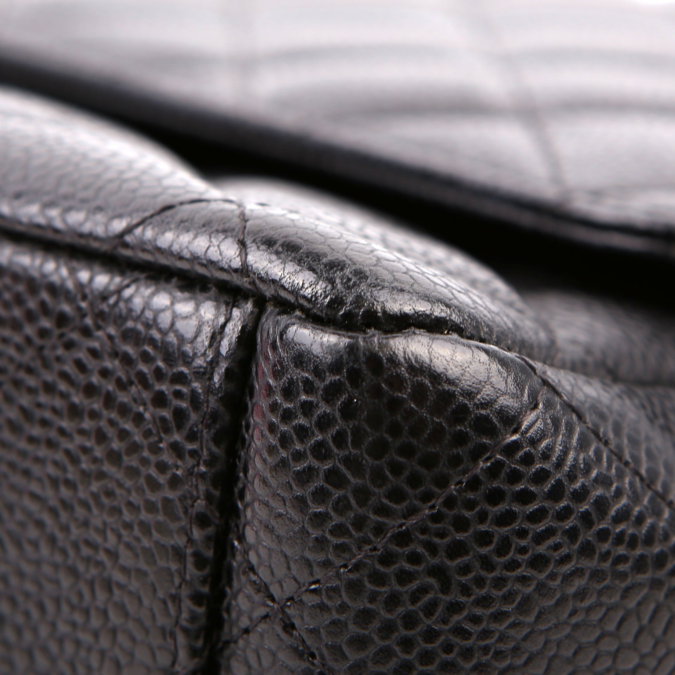 Chanel Classic Flap Maxi Caviar 15M Black