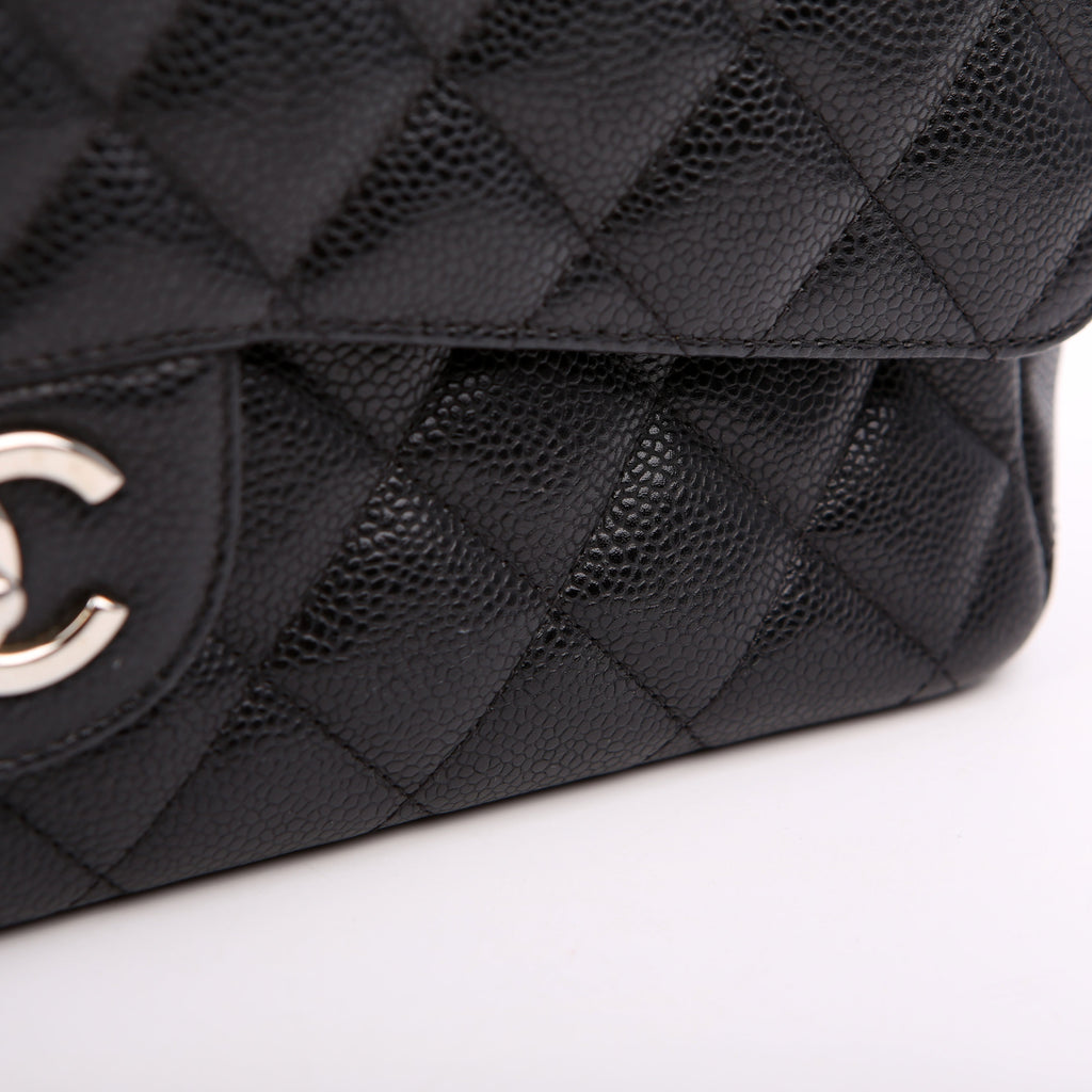 Chanel Classic Flap Maxi Caviar 15M Black
