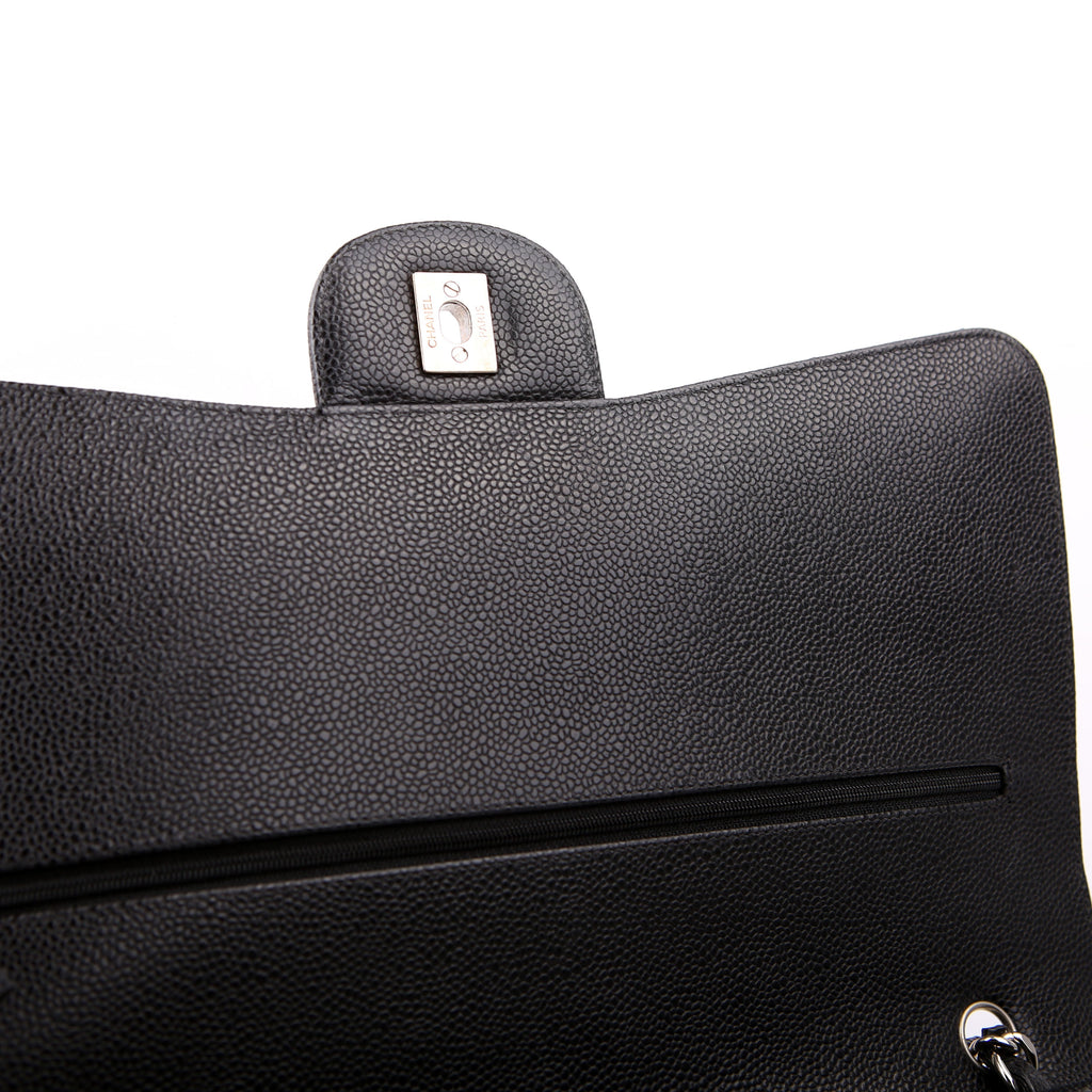 Chanel Classic Flap Maxi Caviar 15M Black