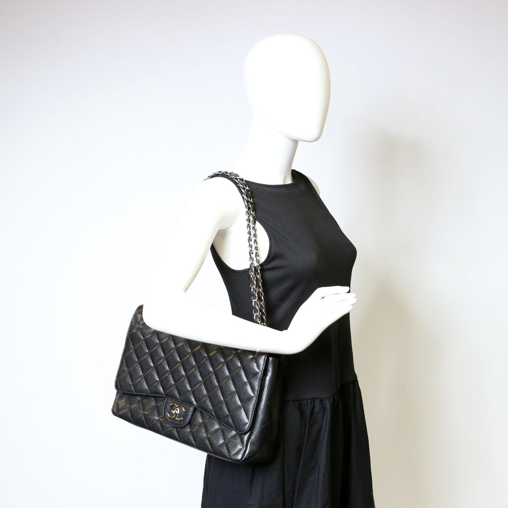 Chanel Classic Flap Maxi Caviar 15M Black