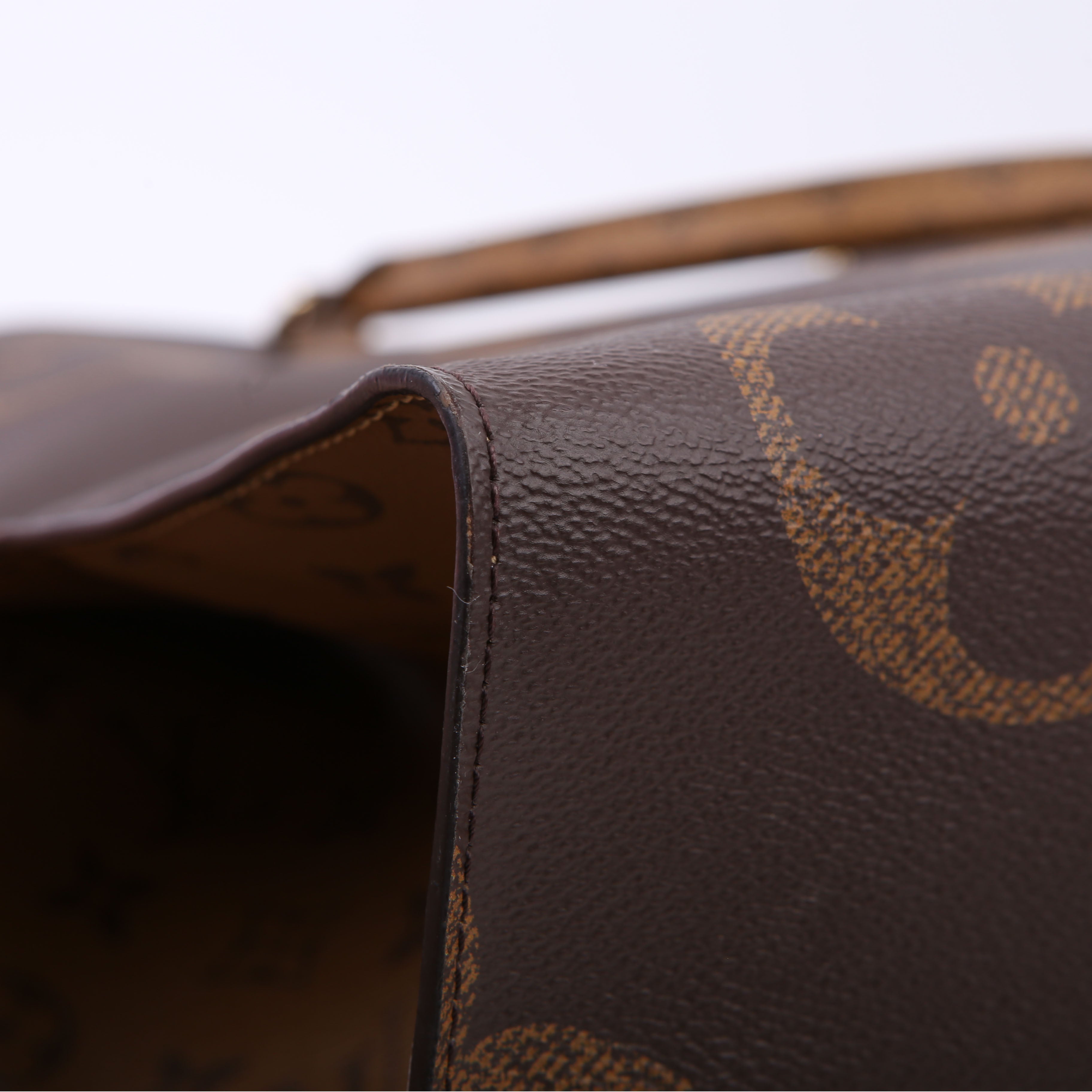 Louis Vuitton ONTHEGO GM Reverse Monogram