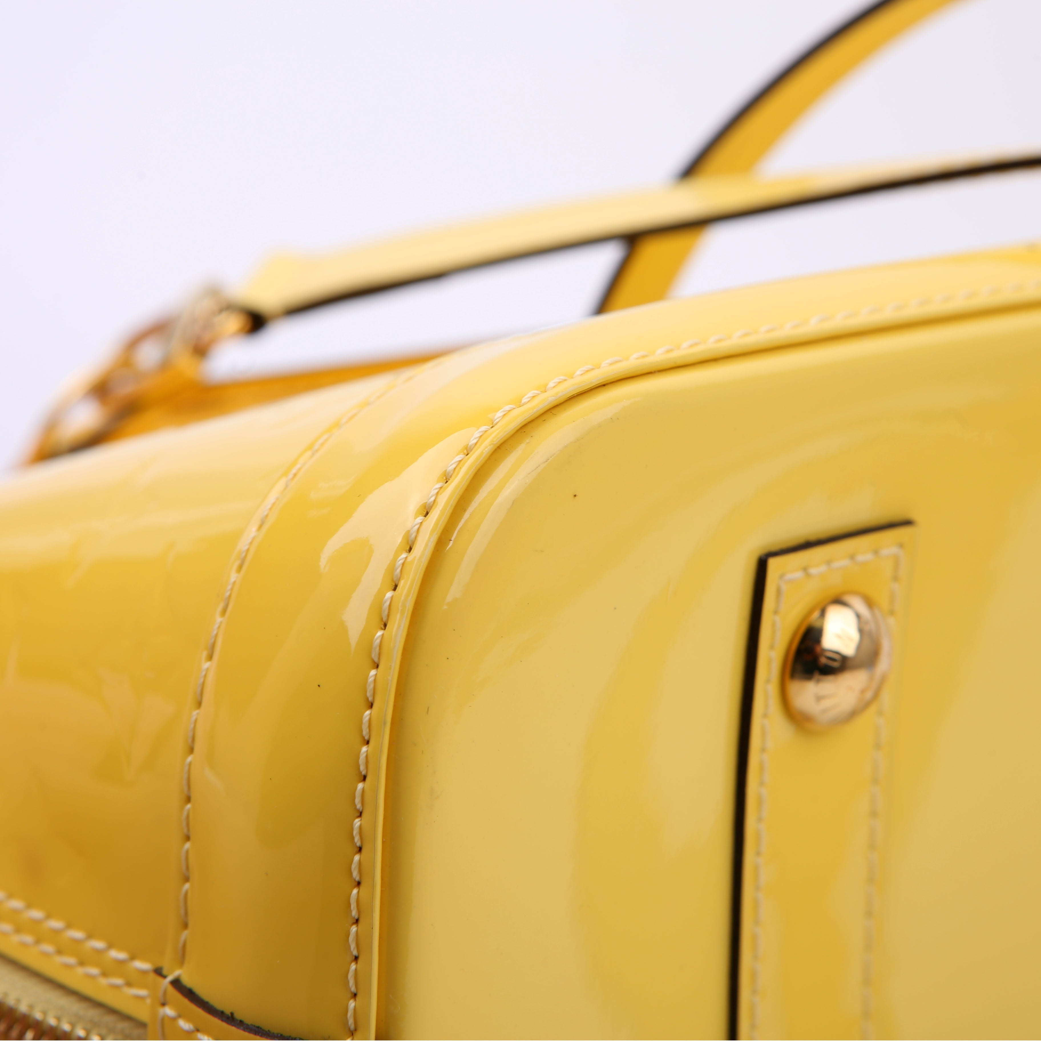 Louis Vuitton Alma PM with Strap Vernis Yellow