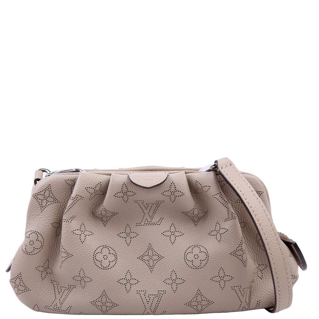 Louis Vuitton Scala Pouch Mini Mahina Turtledove