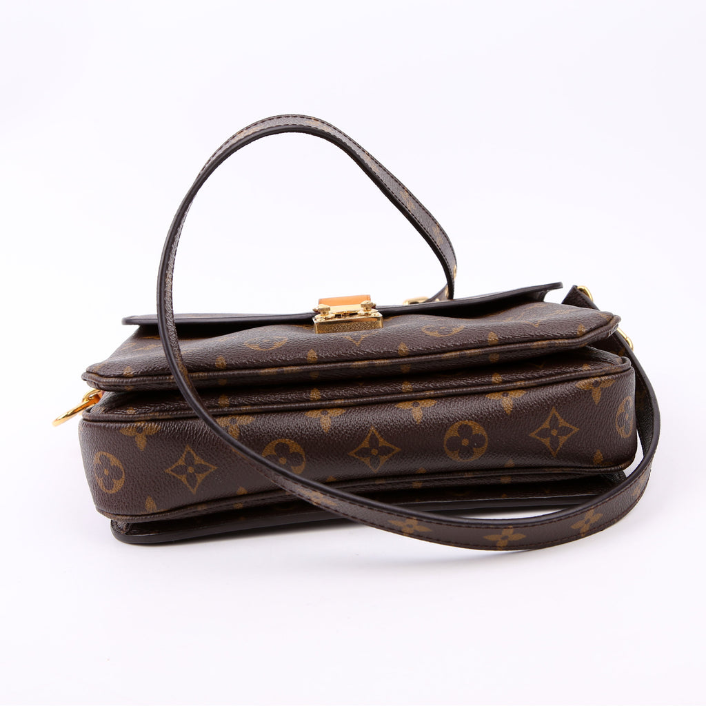 Louis Vuitton Pochette Metis Monogram