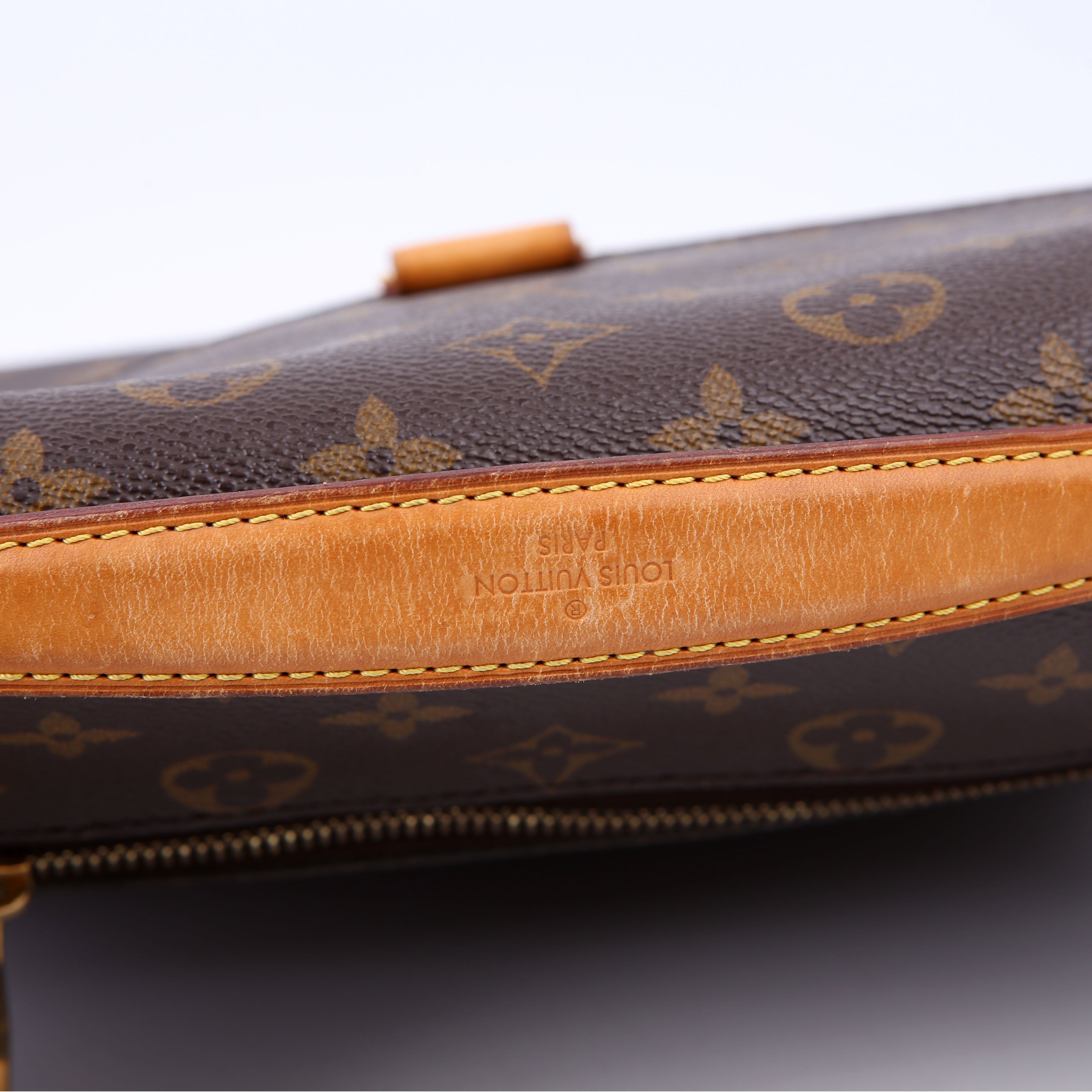 Louis Vuitton Pochette Metis Monogram
