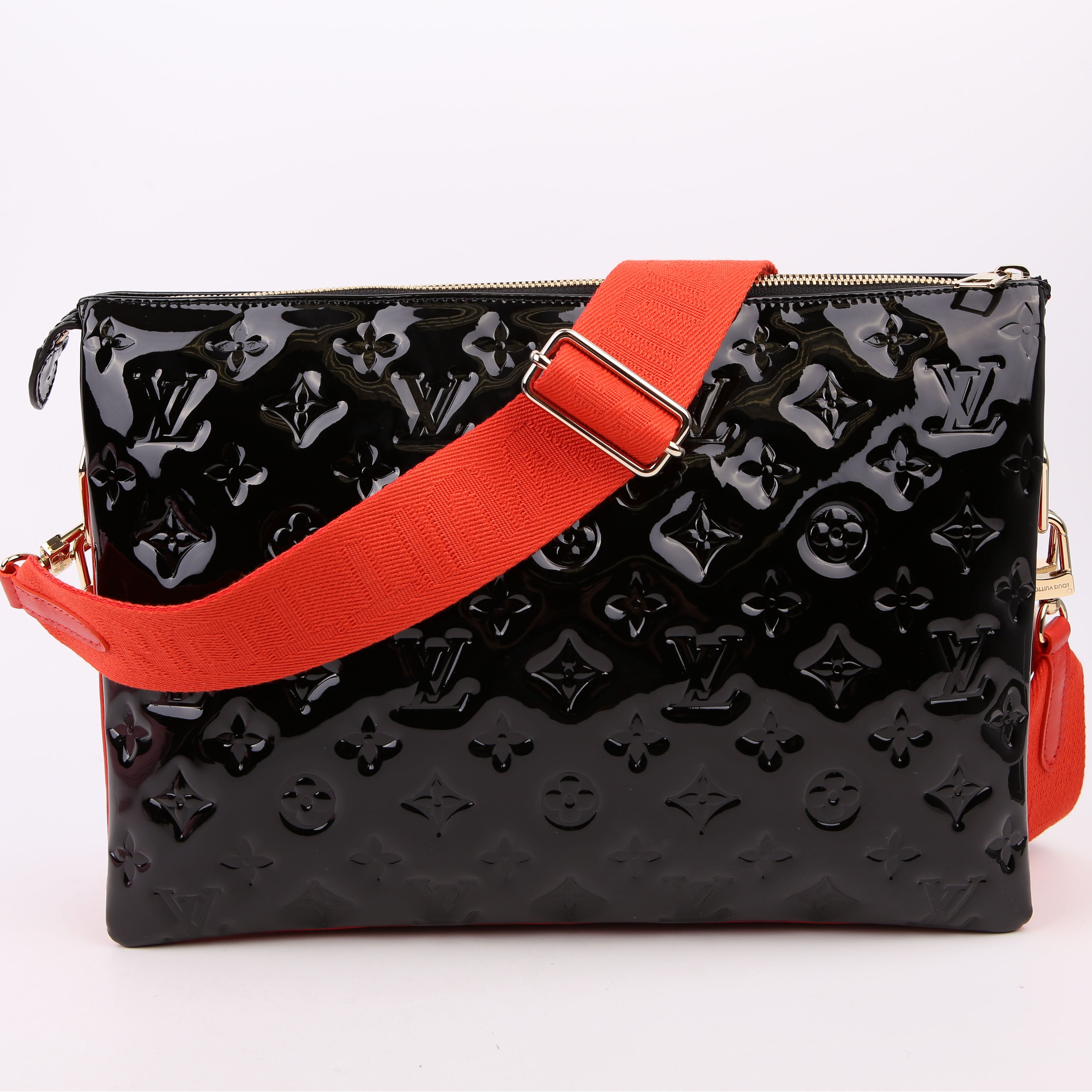 Louis Vuitton Coussin MM NV Embossed Patent Black