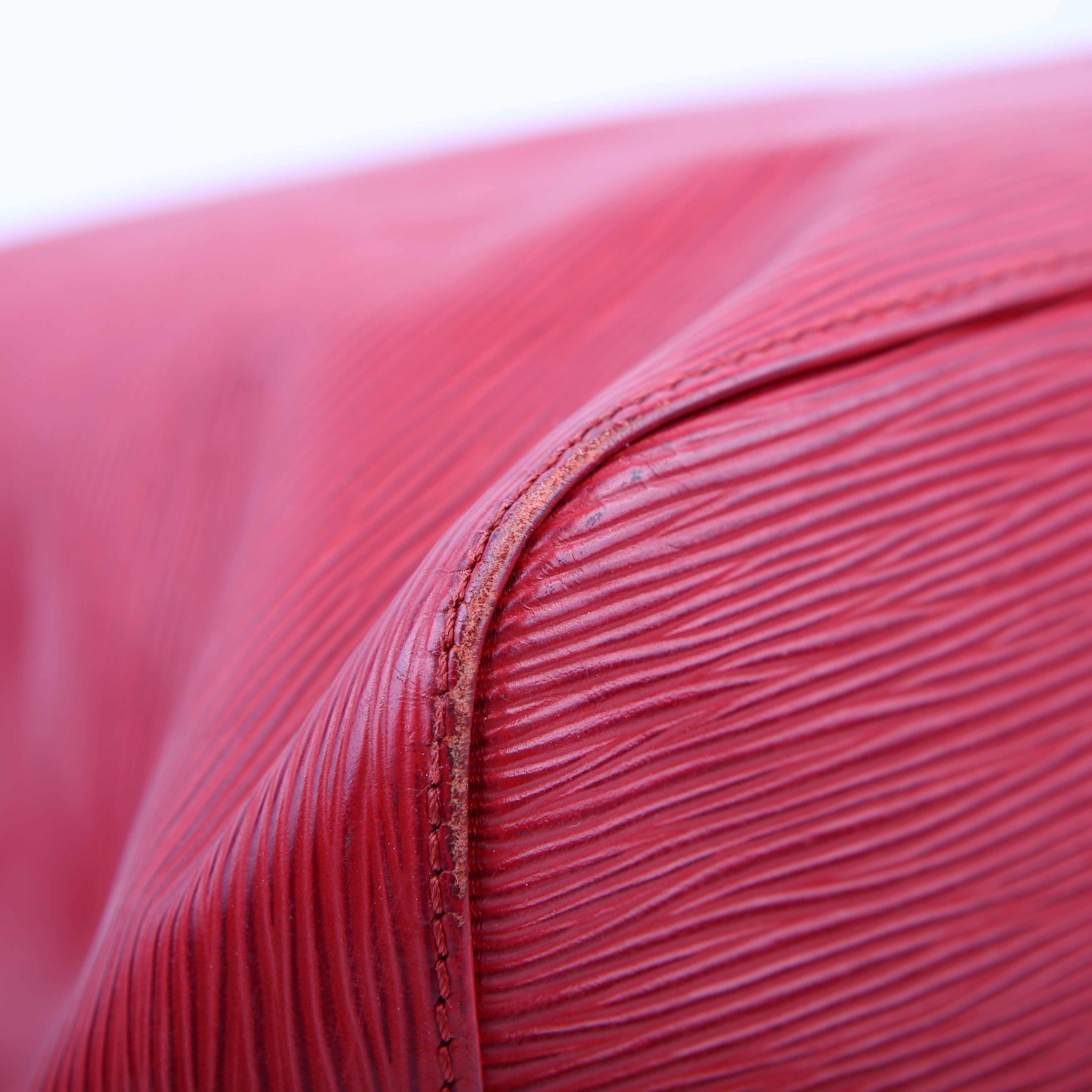 Louis Vuitton Noe Petite Vintage Epi Red