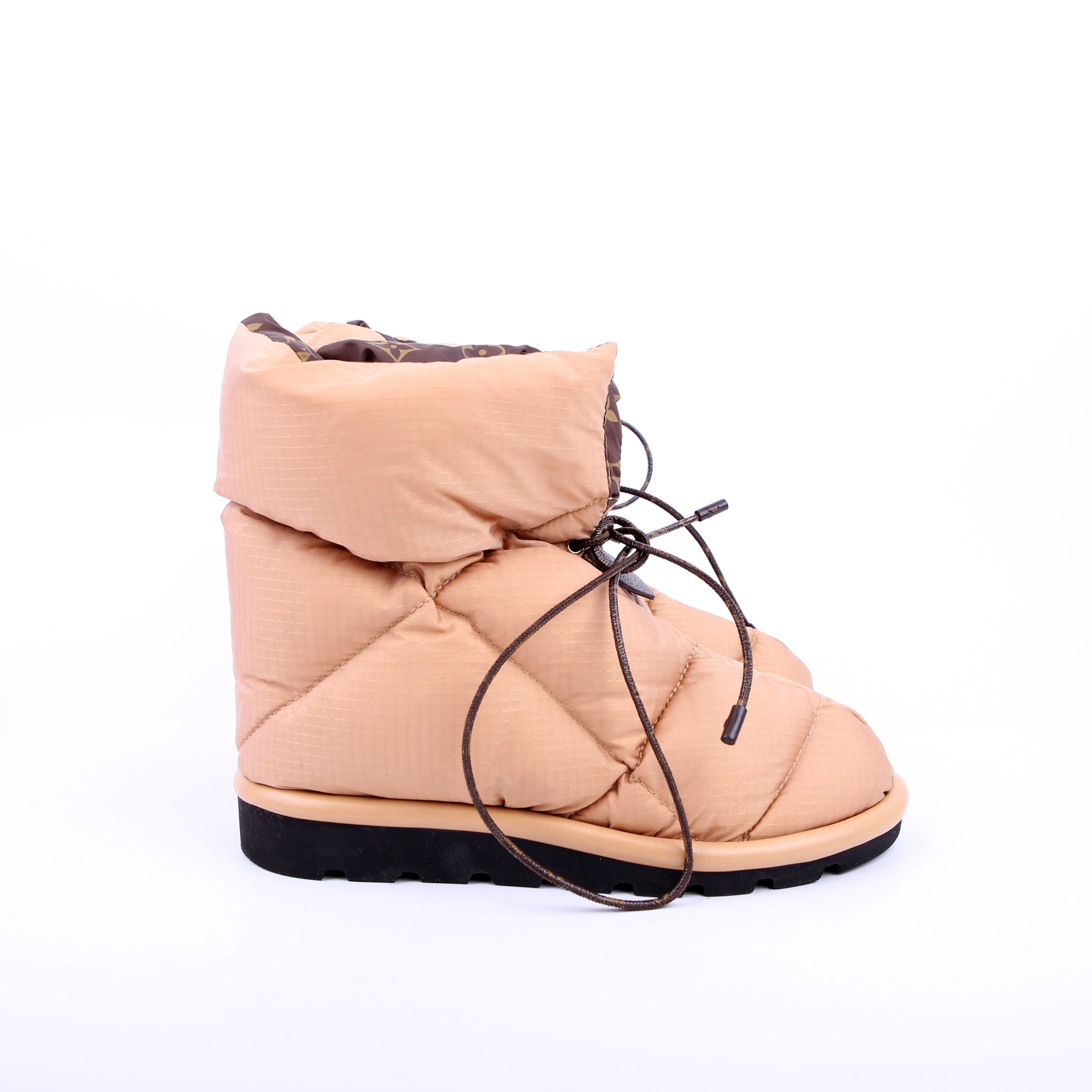 Louis Vuitton Pillow Flat Comfort Ankle Boots Size 38 Tan