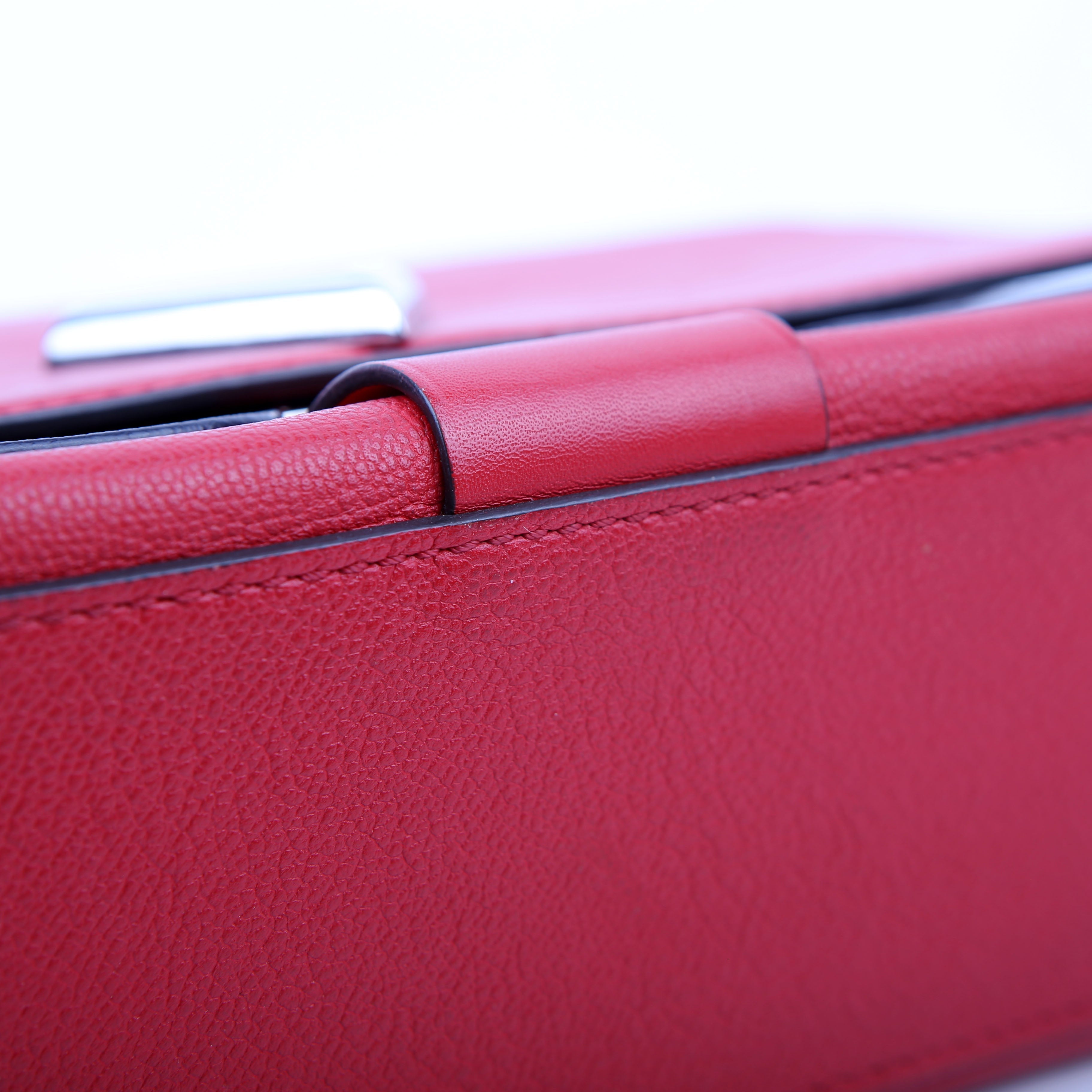 Louis Vuitton Very Chain Bag Leather Red