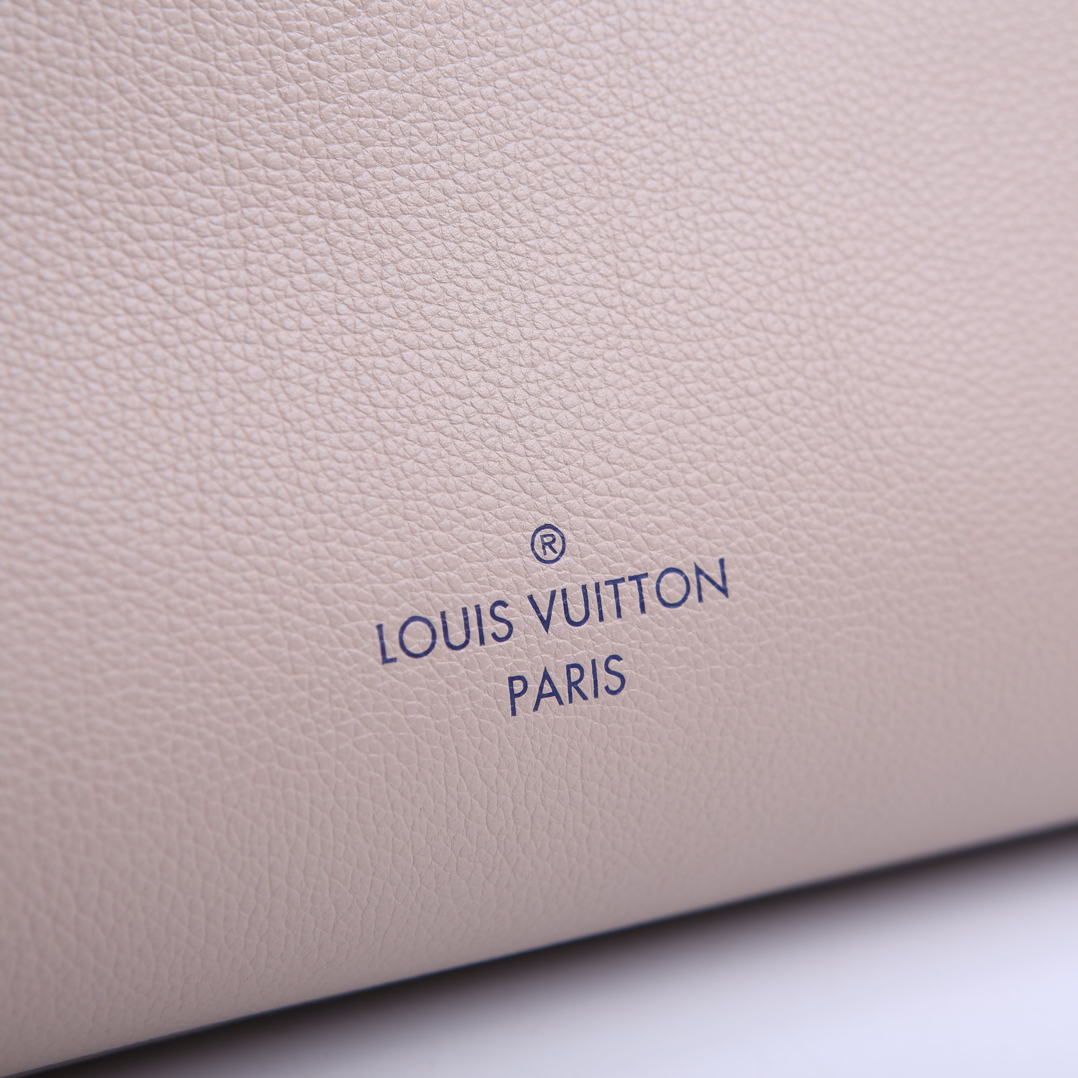 Louis Vuitton On My Side MM Calfskin Taupe/Orange