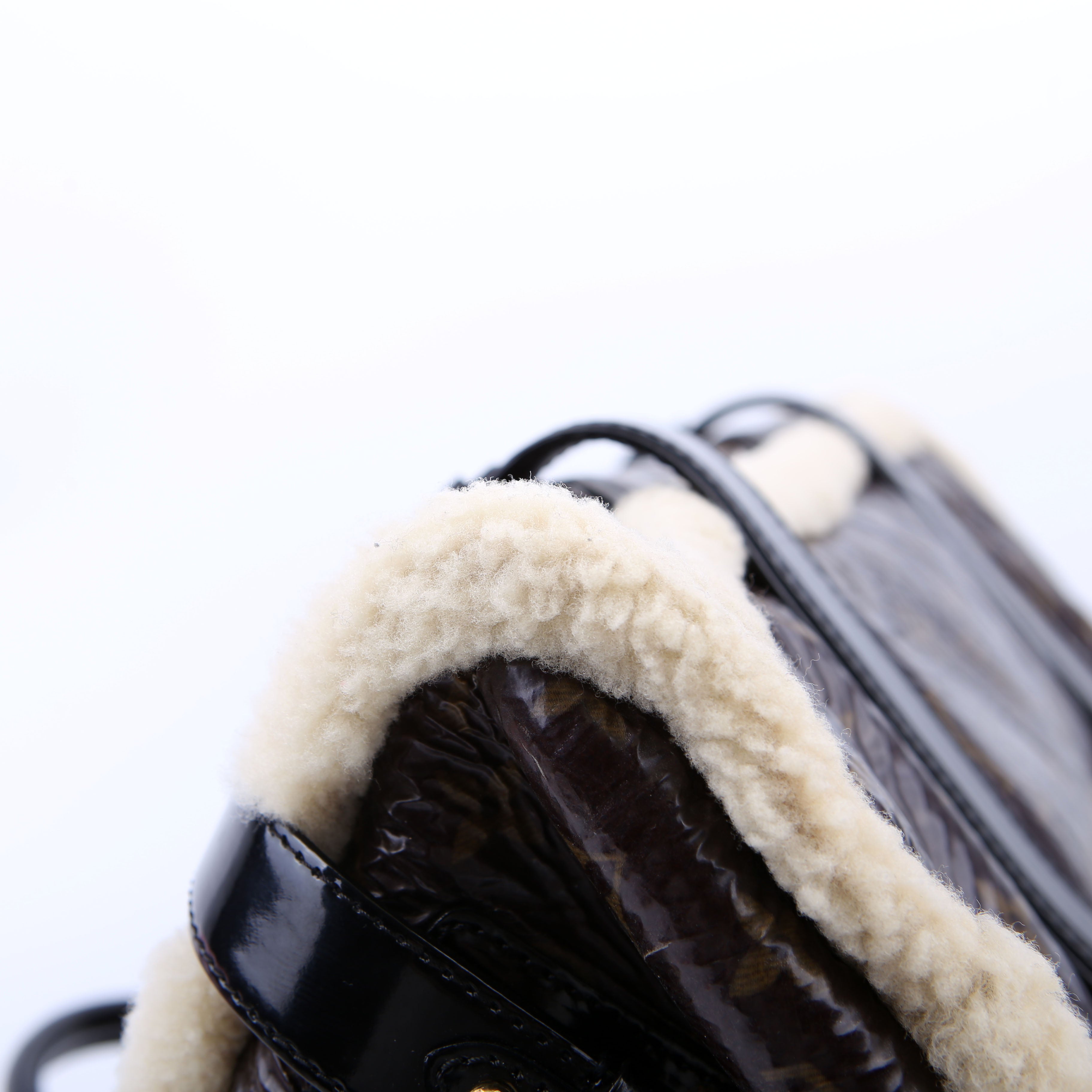 Louis Vuitton Shearling Thunder Bag Monogram Black