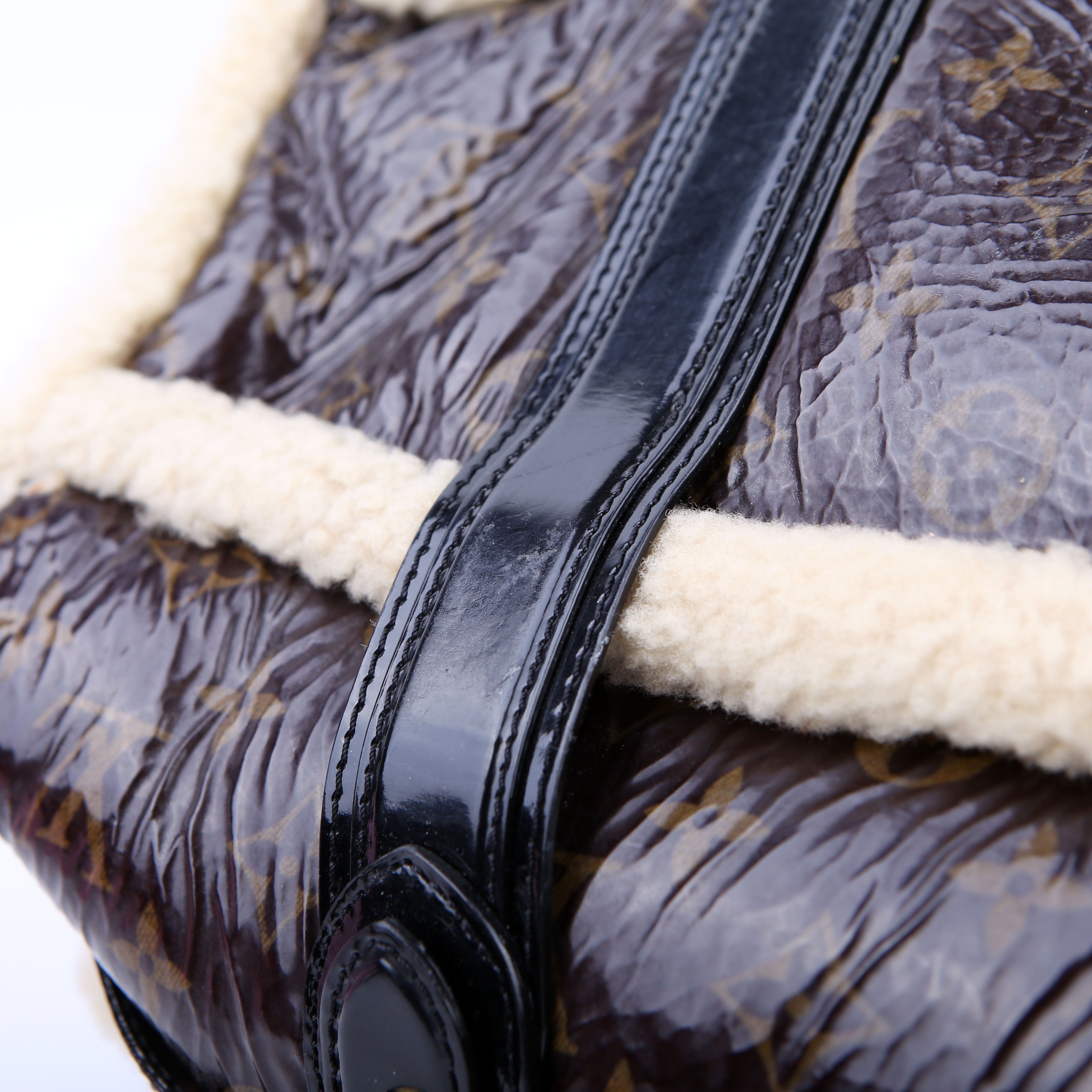 Louis Vuitton Shearling Thunder Bag Monogram Black