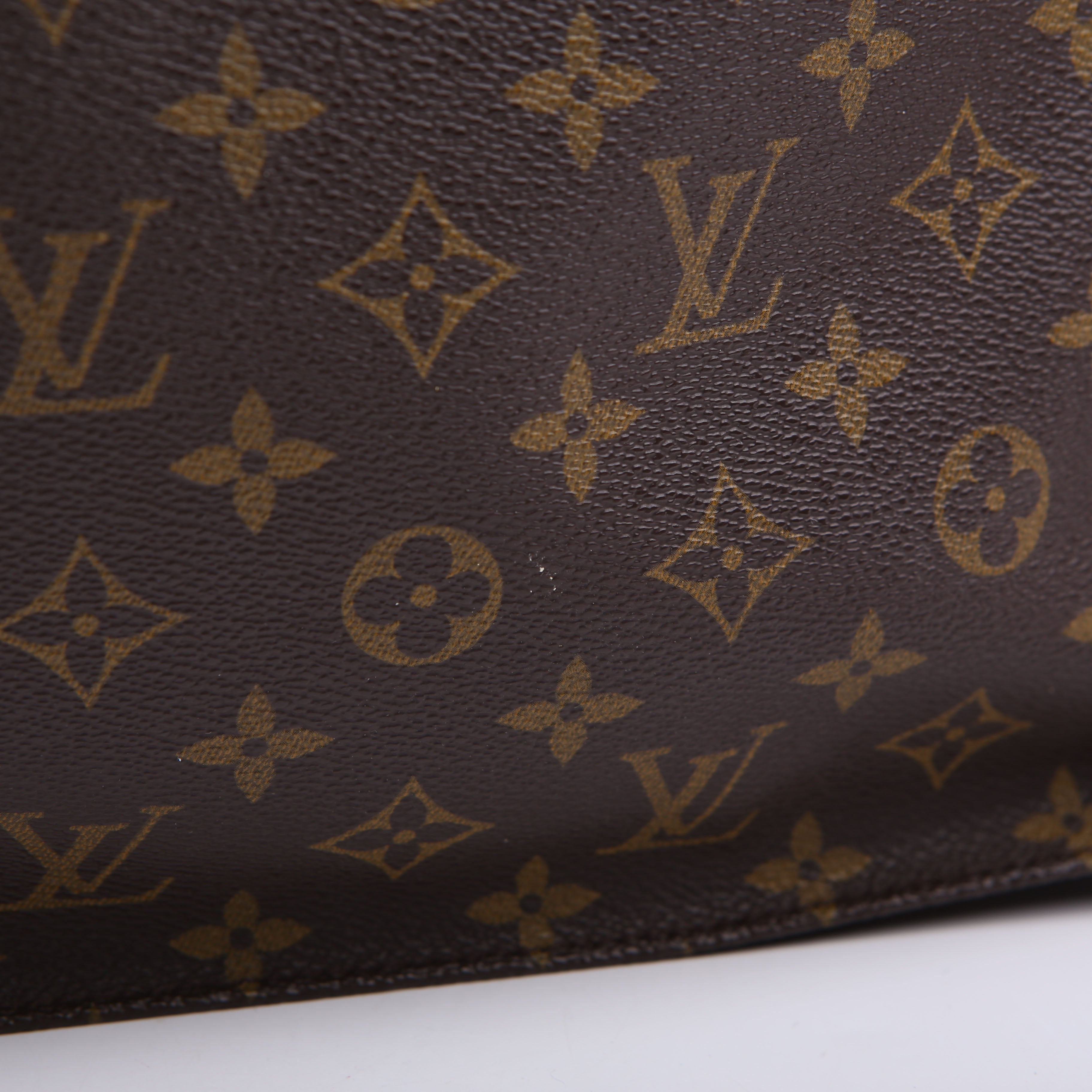 Louis Vuitton Sac Plat Monogram