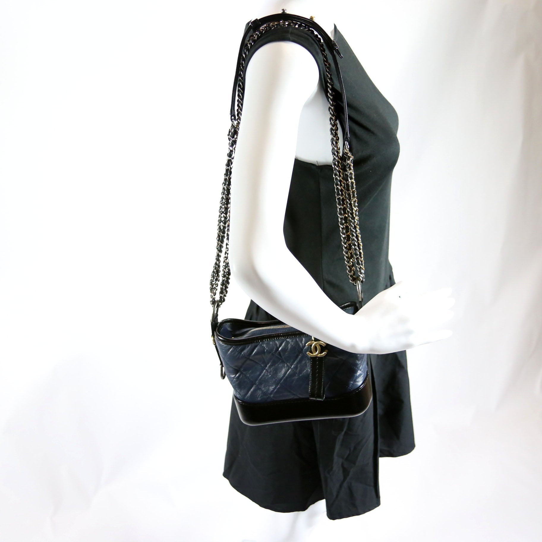 Chanel Gabrielle Hobo Small Calfskin 27M Blue/Black