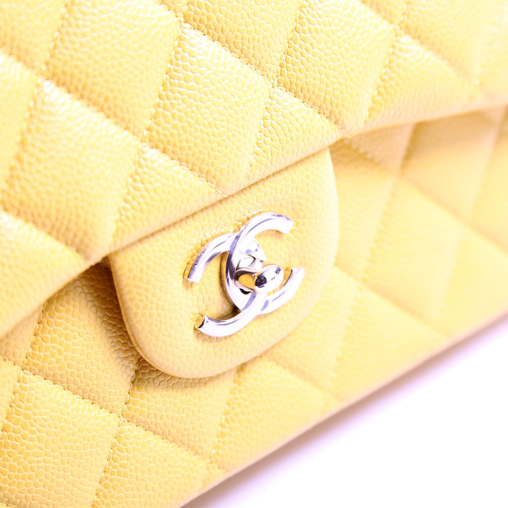 Chanel Classic Flap Jumbo Caviar 25-28M Yellow