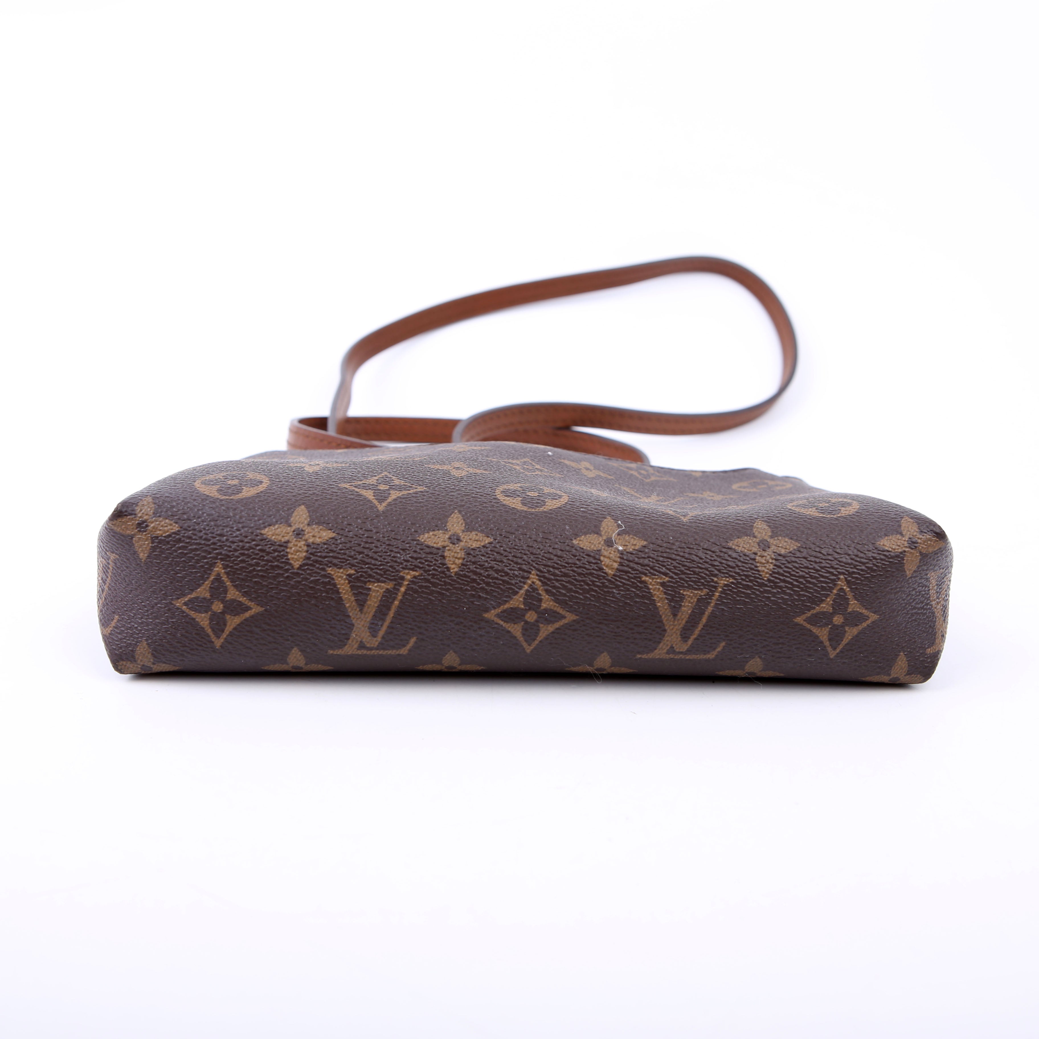 Louis Vuitton Pallas Clutch Monogram Black