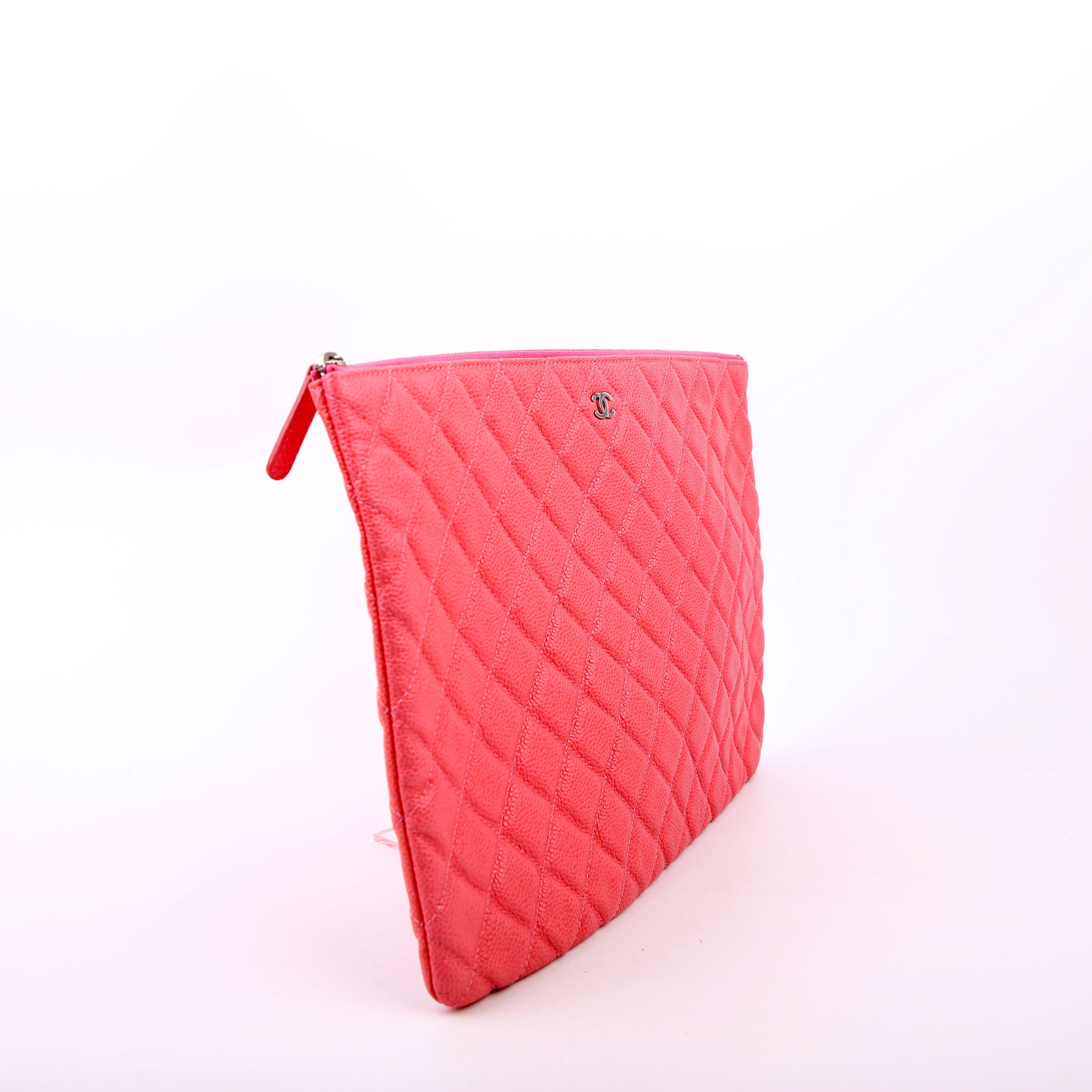 Chanel O Case Large Caviar Pink