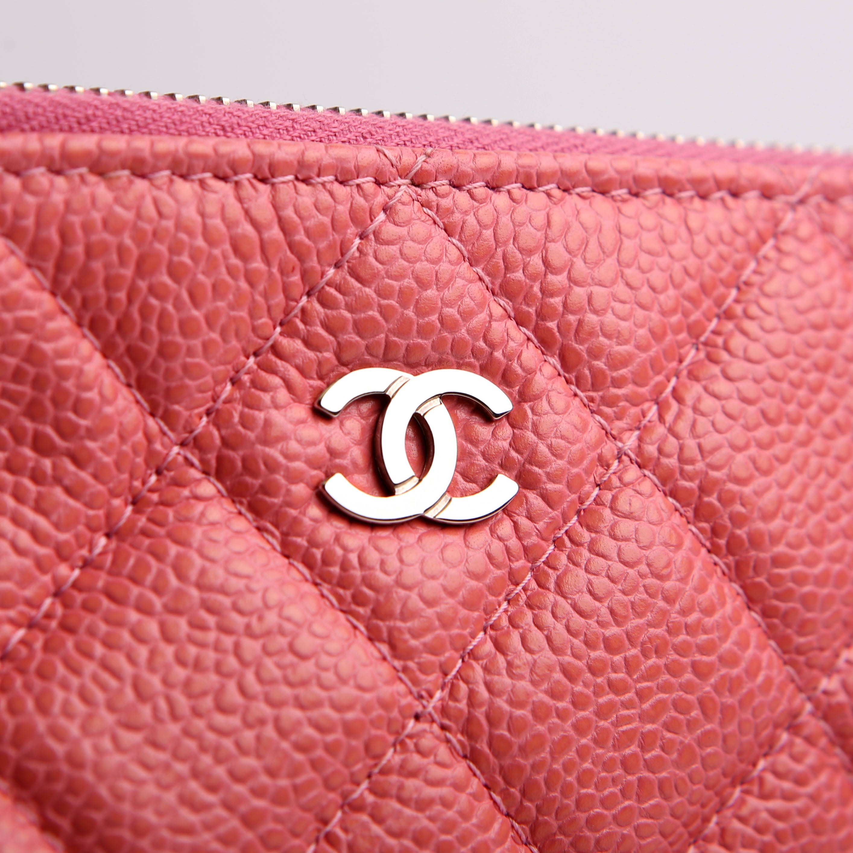 Chanel O Case Large Caviar Pink