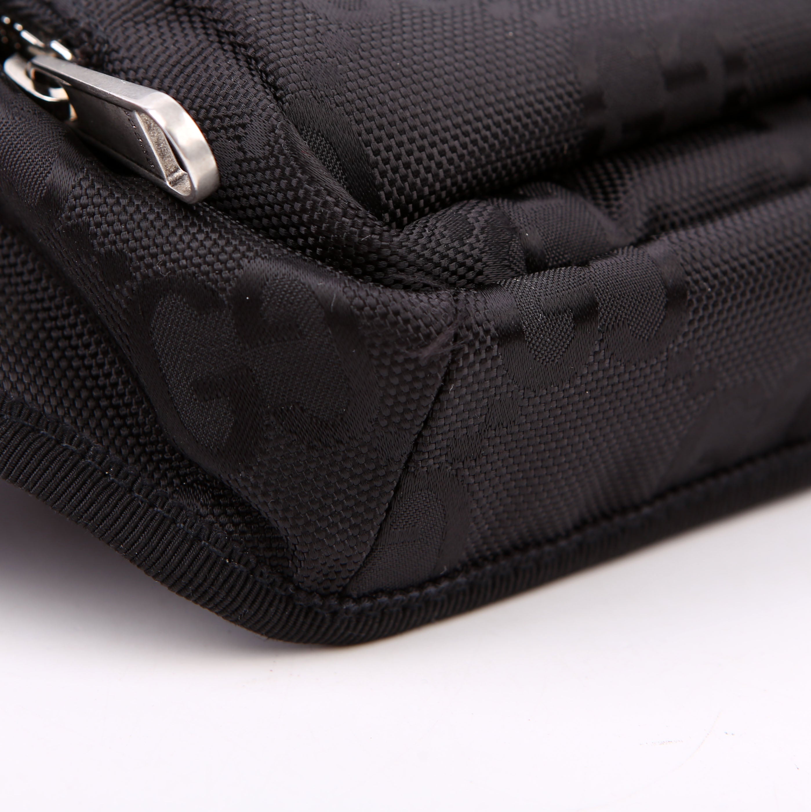 Gucci 739372 Nylon Off the Grid Logo Belt Bag Black