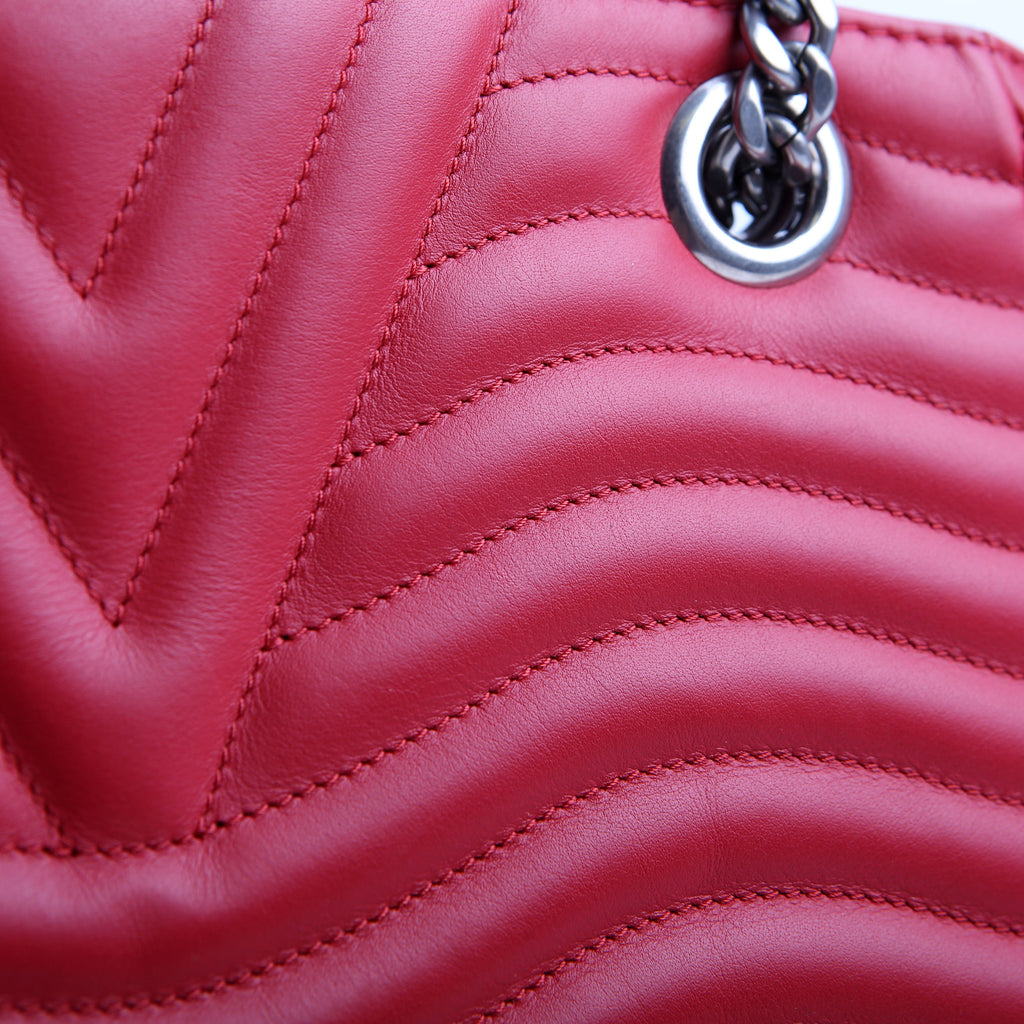 Louis Vuitton New Wave Chain Tote Red