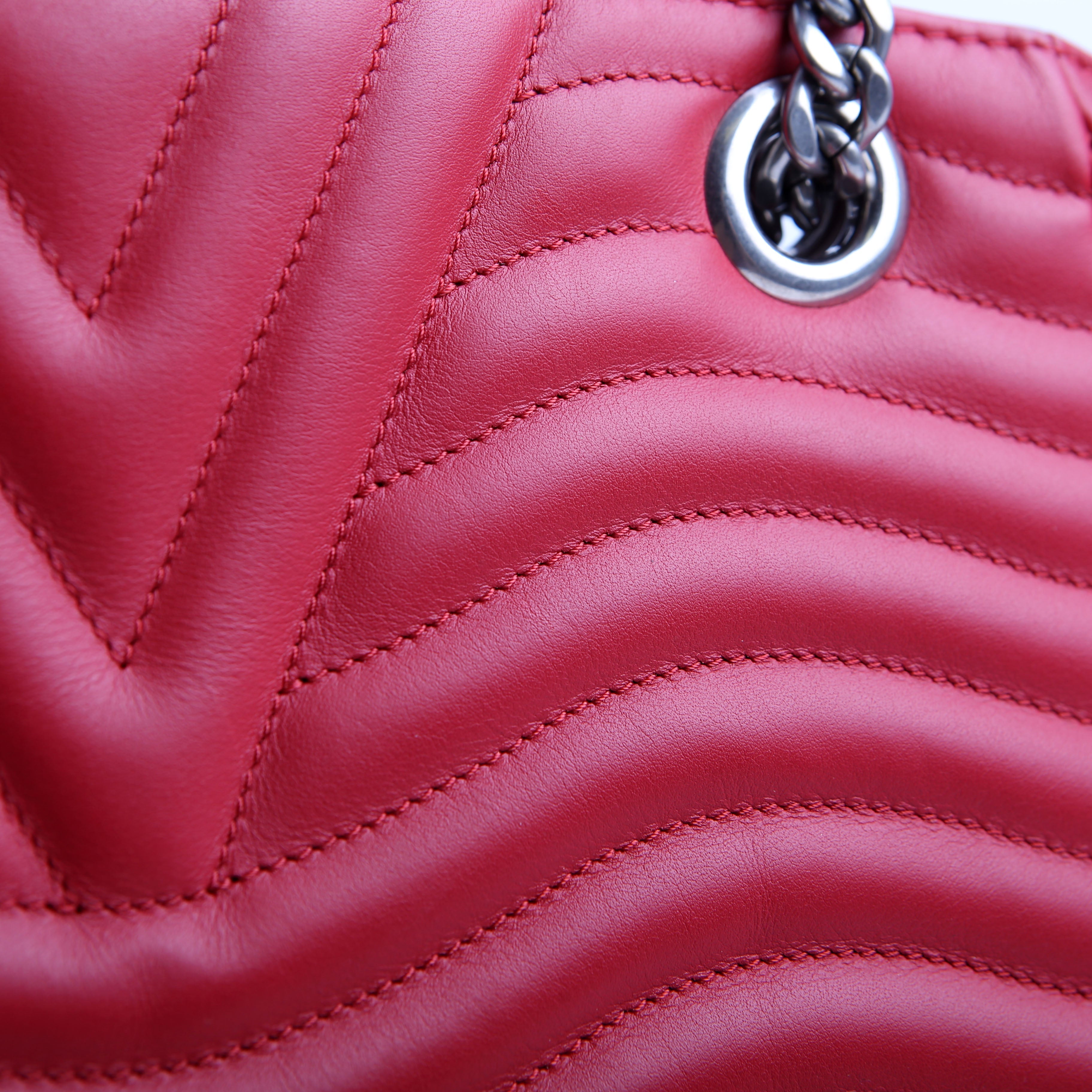 Louis Vuitton New Wave Chain Tote Red