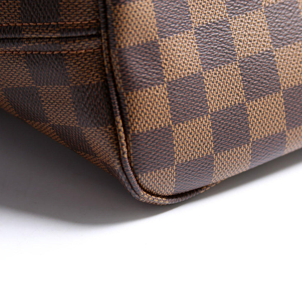 Louis Vuitton Neverfull With Wallet MM Ebene