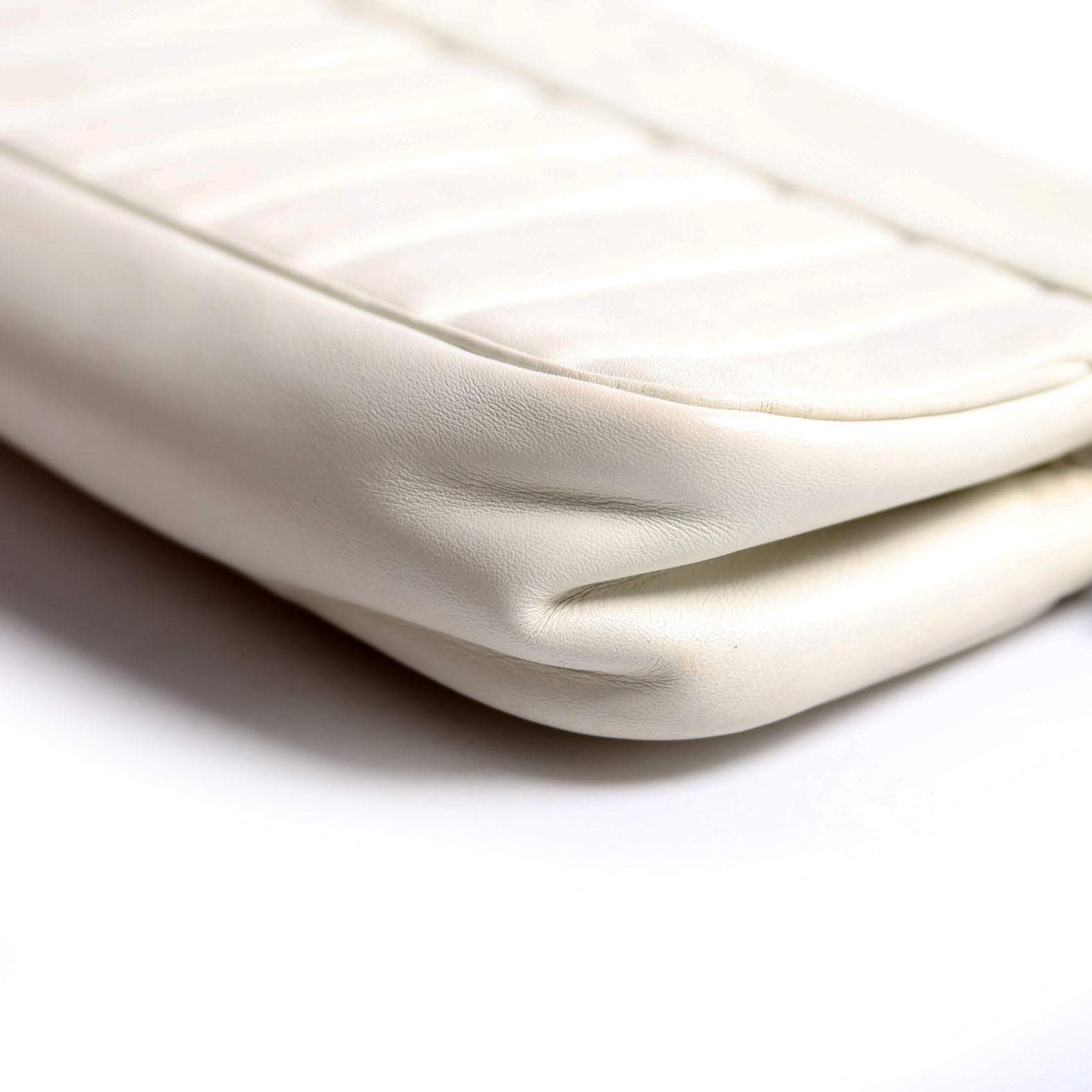 Chanel Vertical Quitl Lax Bag Small 8M Ivory