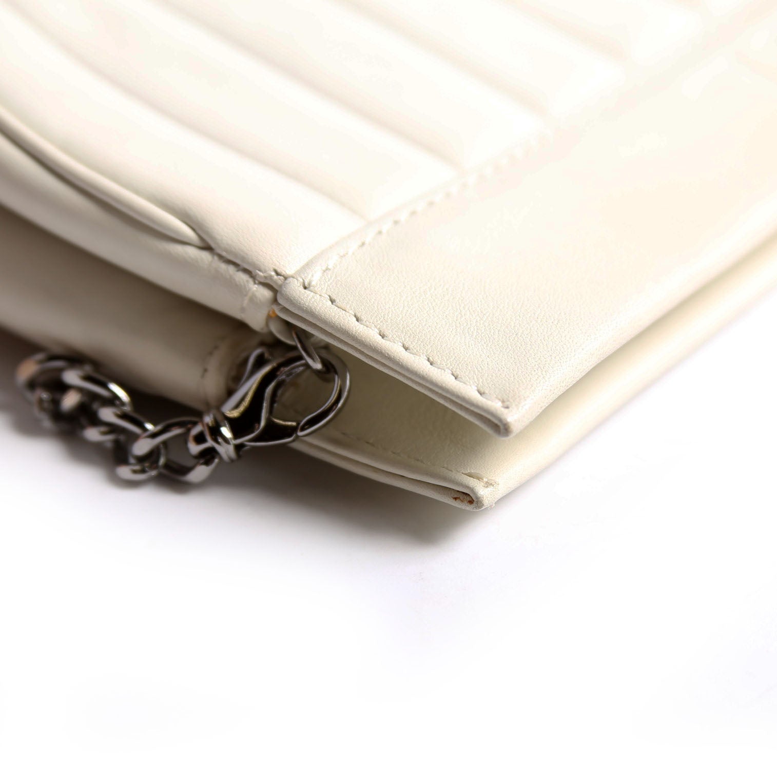 Chanel Vertical Quitl Lax Bag Small 8M Ivory