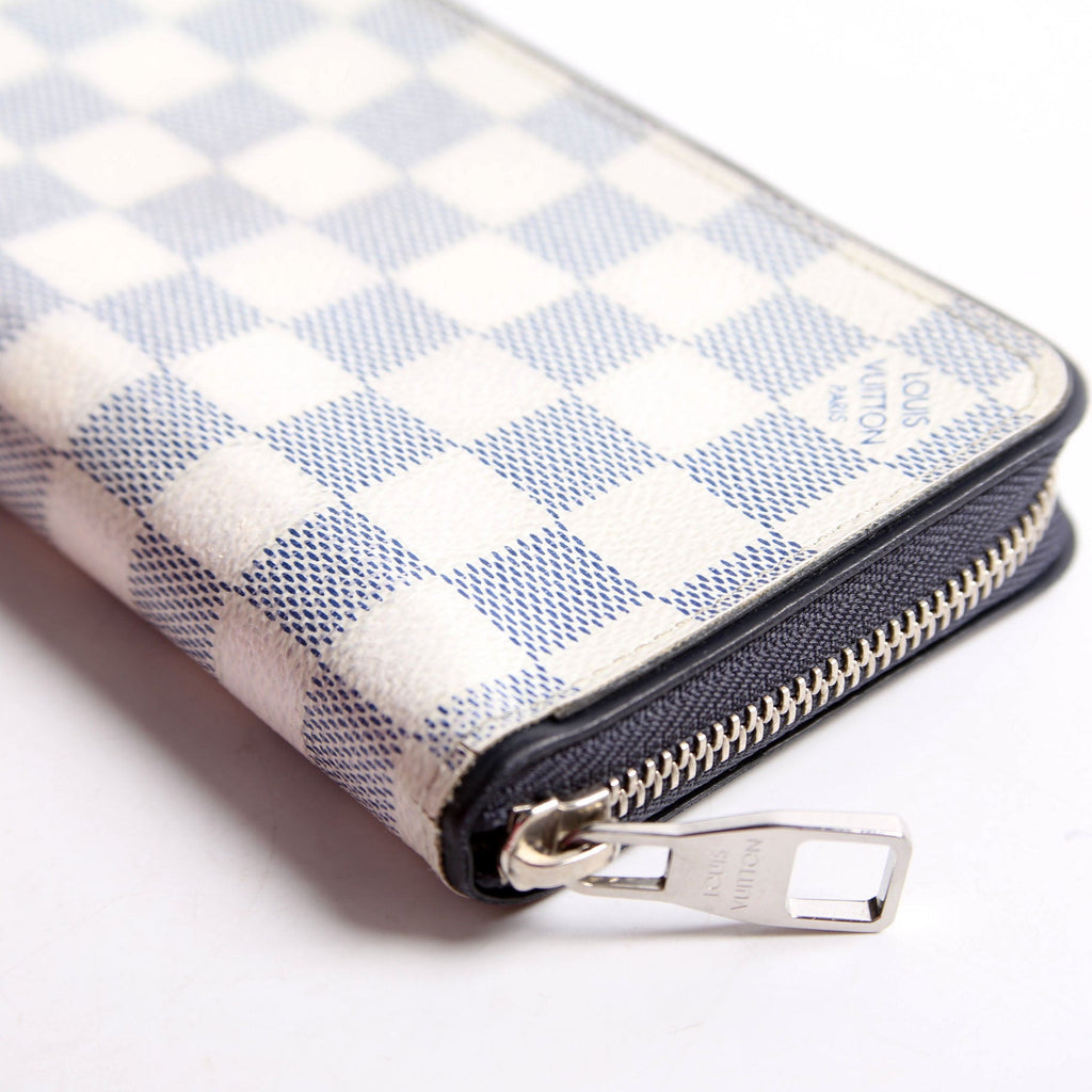 Louis Vuitton Zippy Wallet Vertical Azur