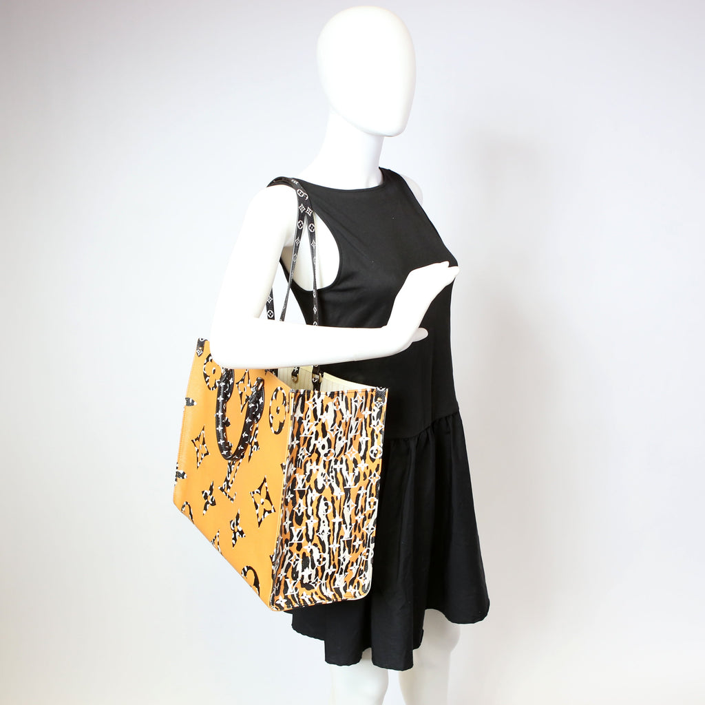 Louis Vuitton ONTHEGO GM Giant Jungle Tote