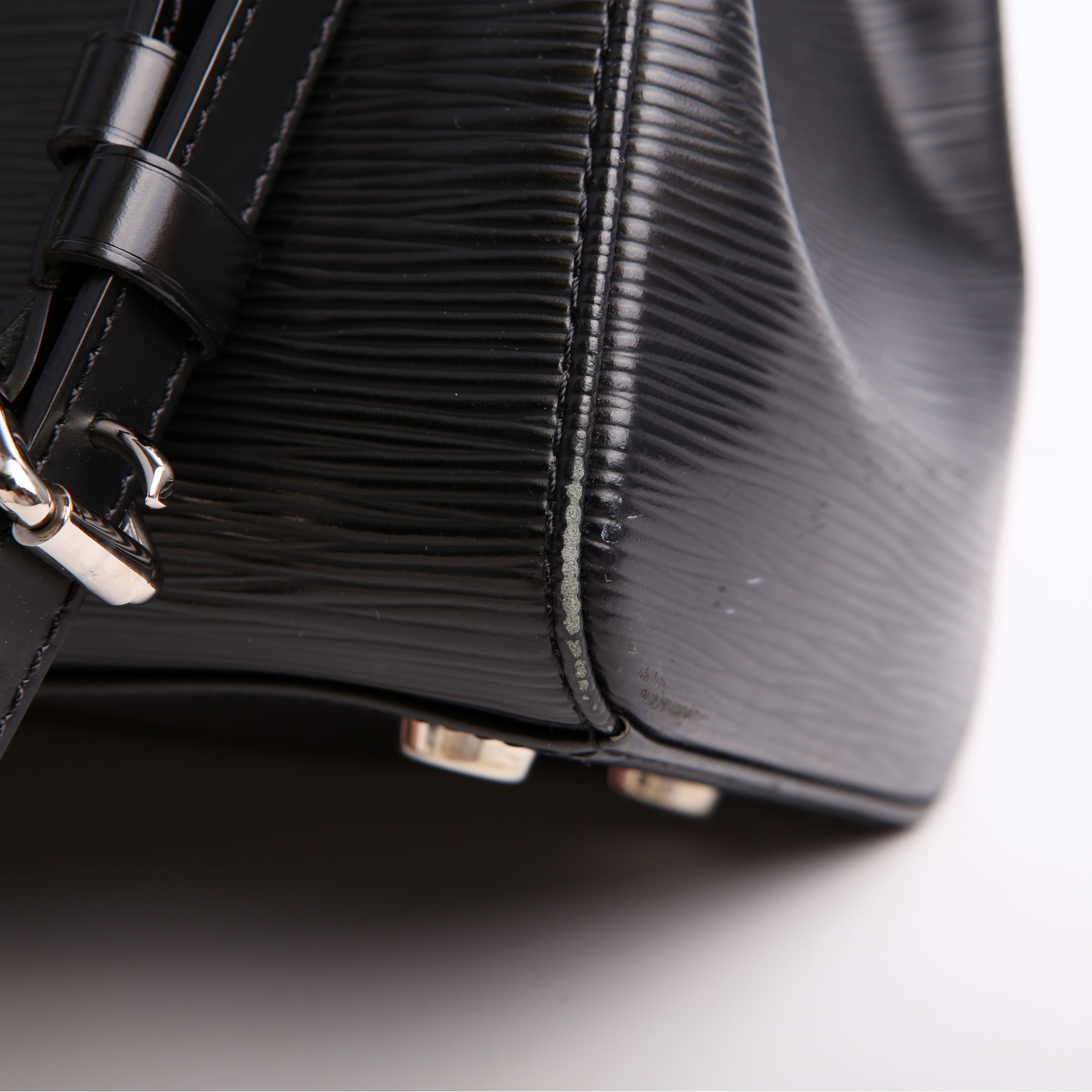 Louis Vuitton Brea GM Epi Black