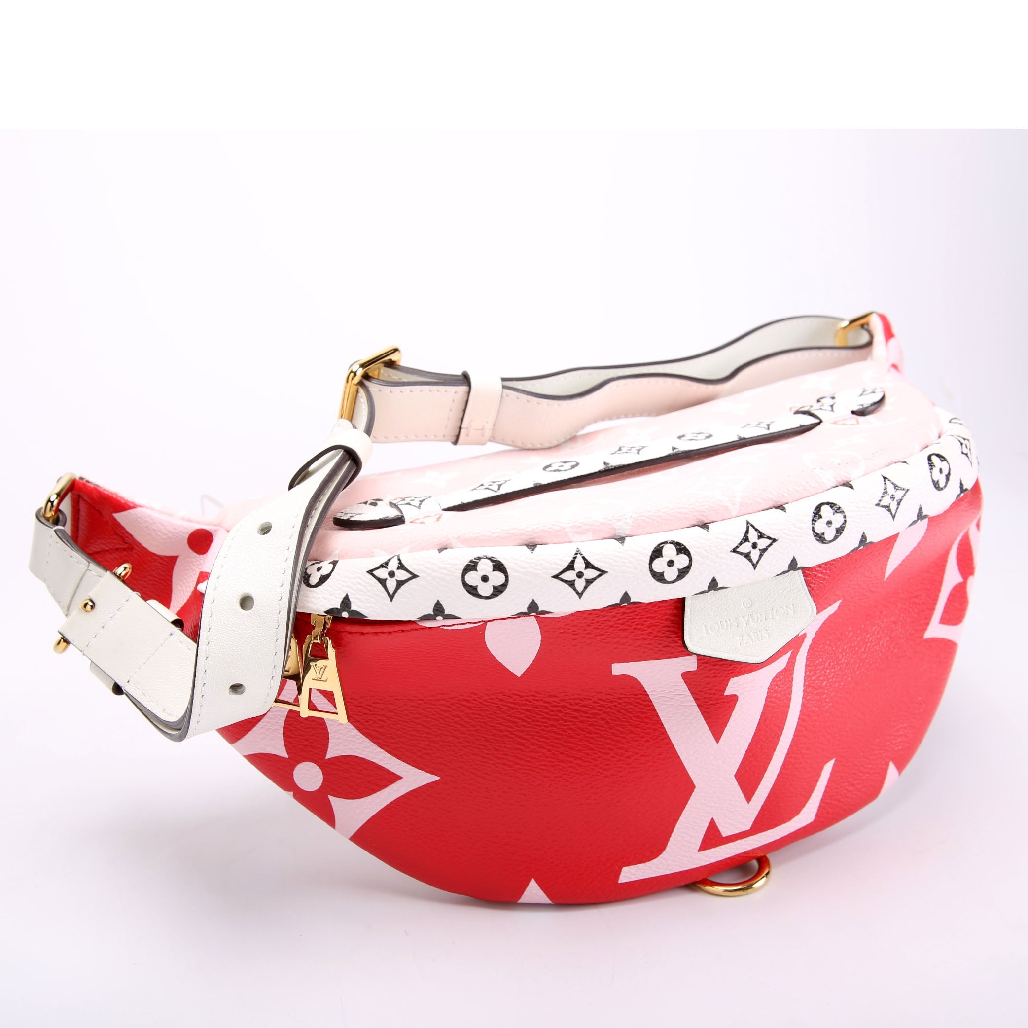 Louis Vuitton Bumbag Giant Monogram Red/Pink