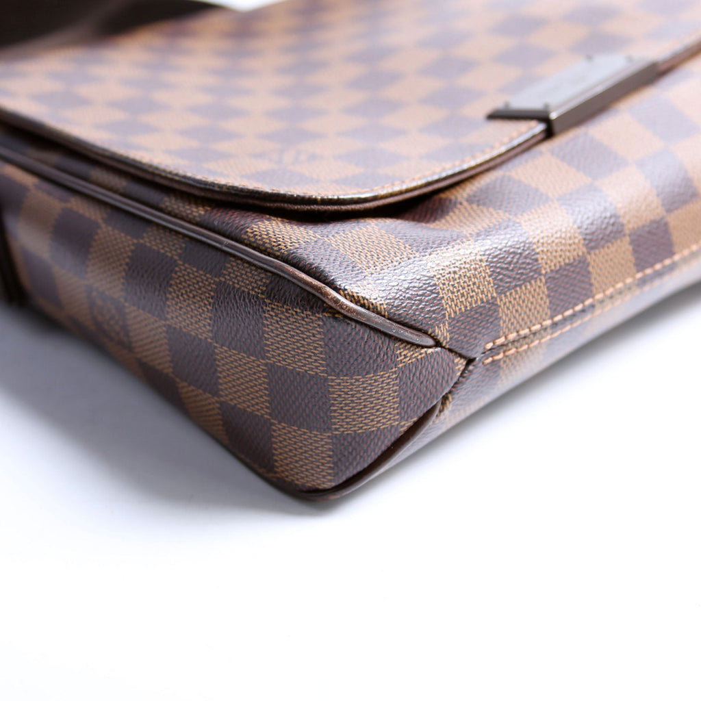 Louis Vuitton District PM Damier Ebene