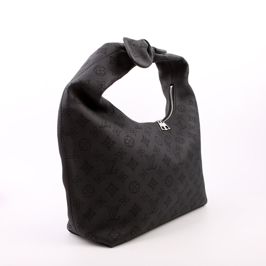 Louis Vuitton Why Knot MM Mahina Black