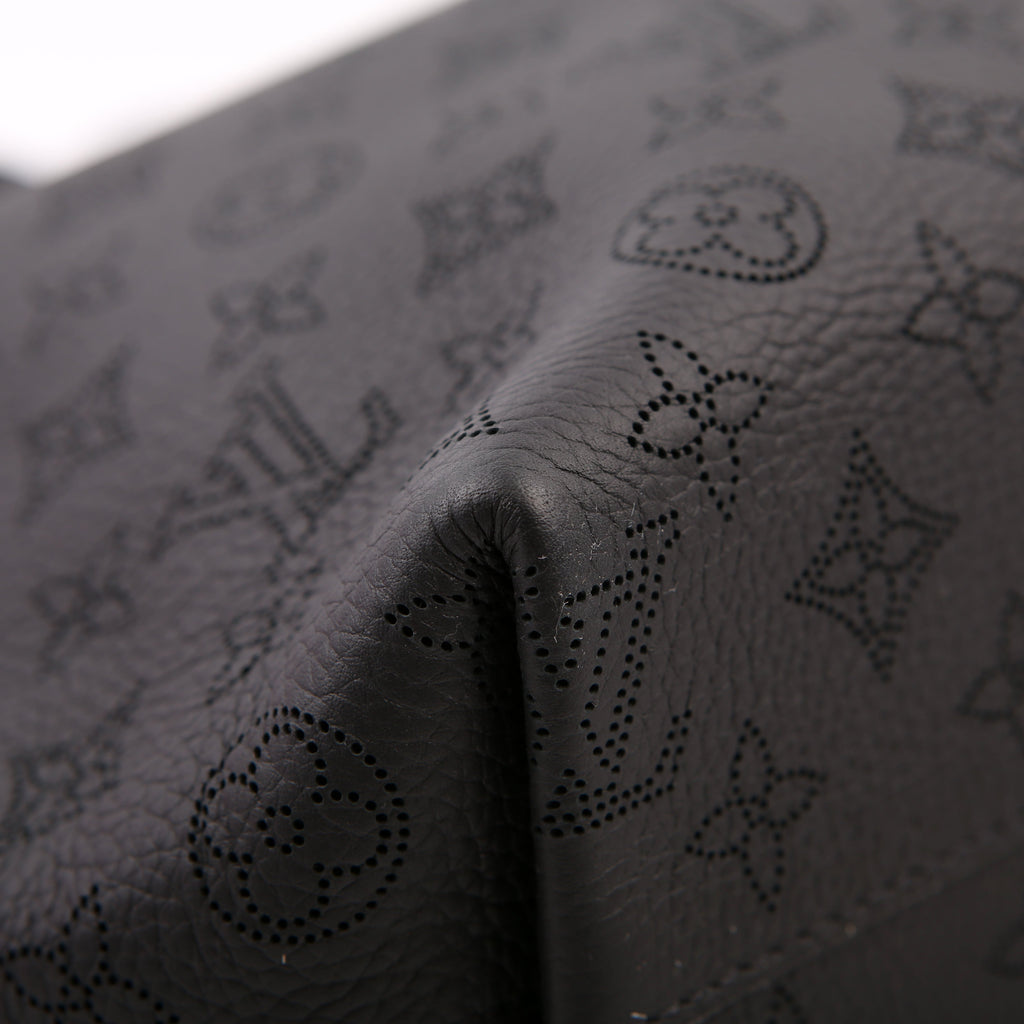 Louis Vuitton Why Knot MM Mahina Black