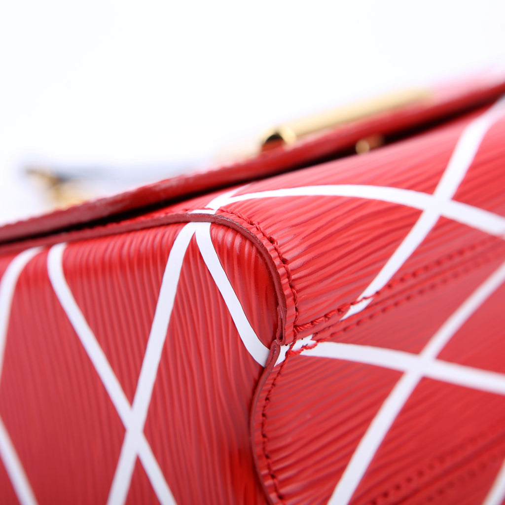 Louis Vuitton Malletage Twist PM Epi Red