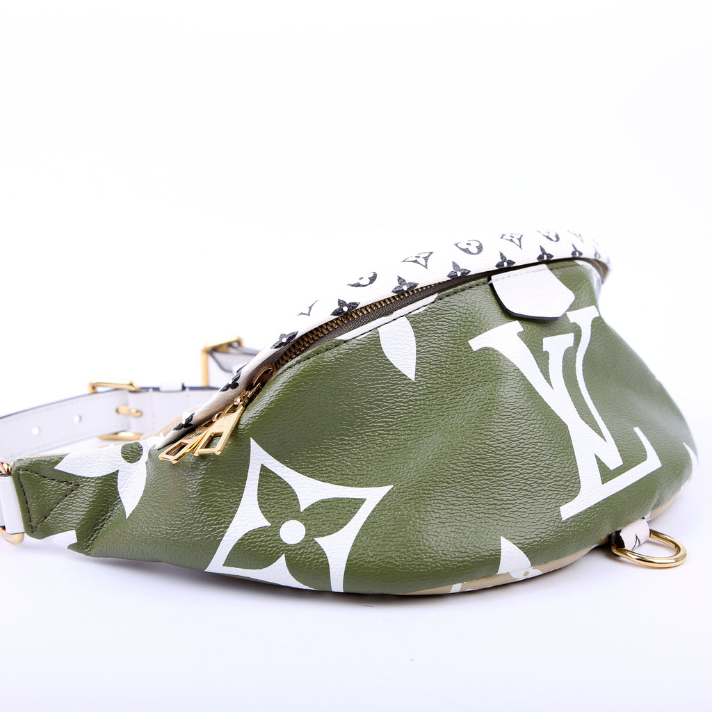 Louis Vuitton Bumbag Giant Monogram Green
