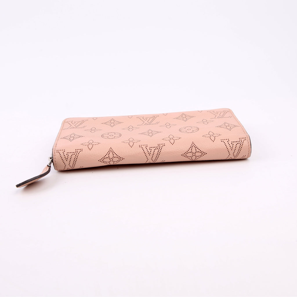 Louis Vuitton Zippy Wallet Mahina Pink