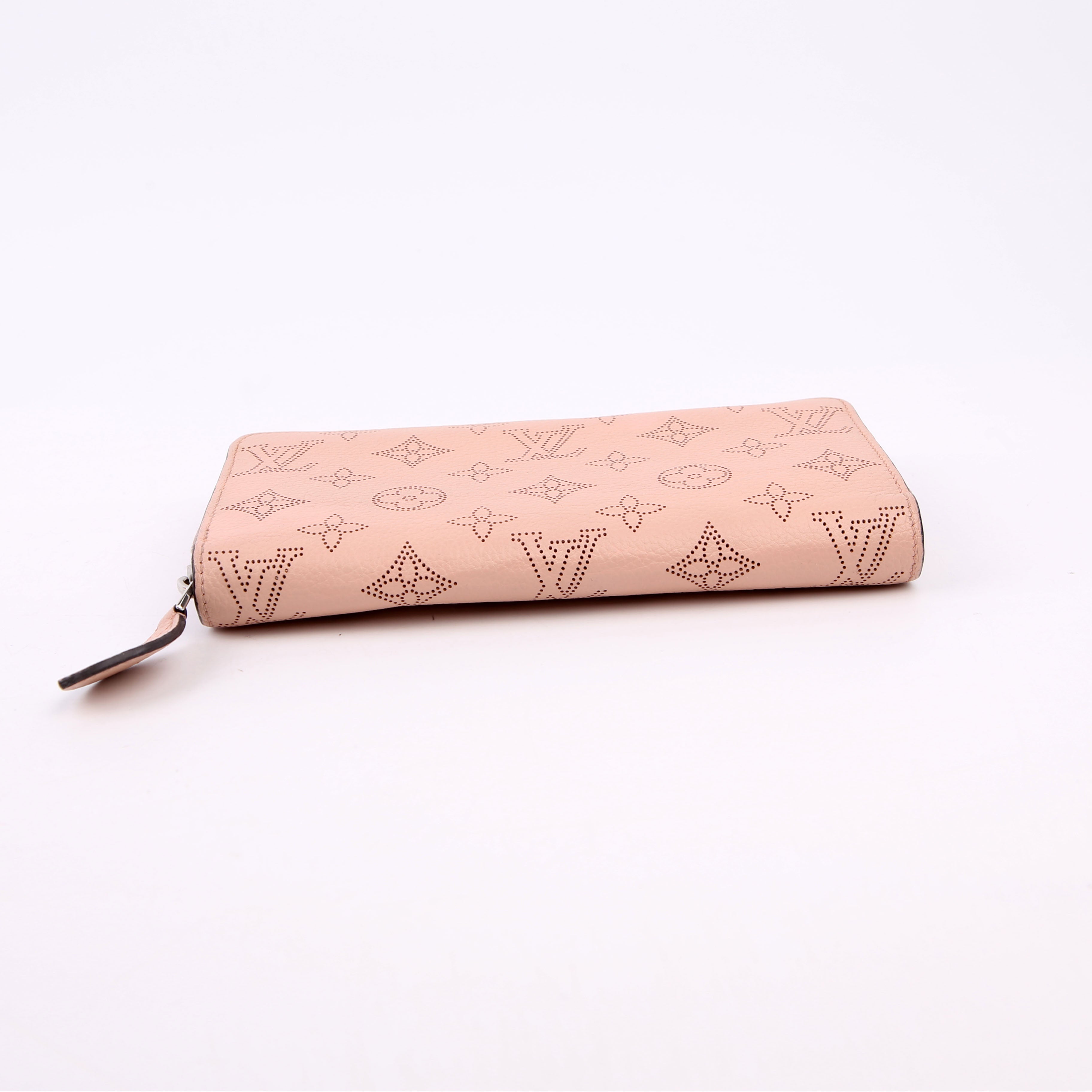 Louis Vuitton Zippy Wallet Mahina Pink