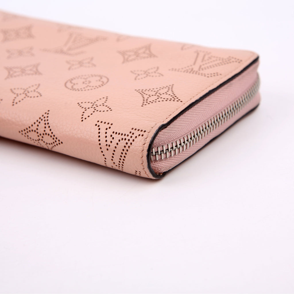 Louis Vuitton Zippy Wallet Mahina Pink