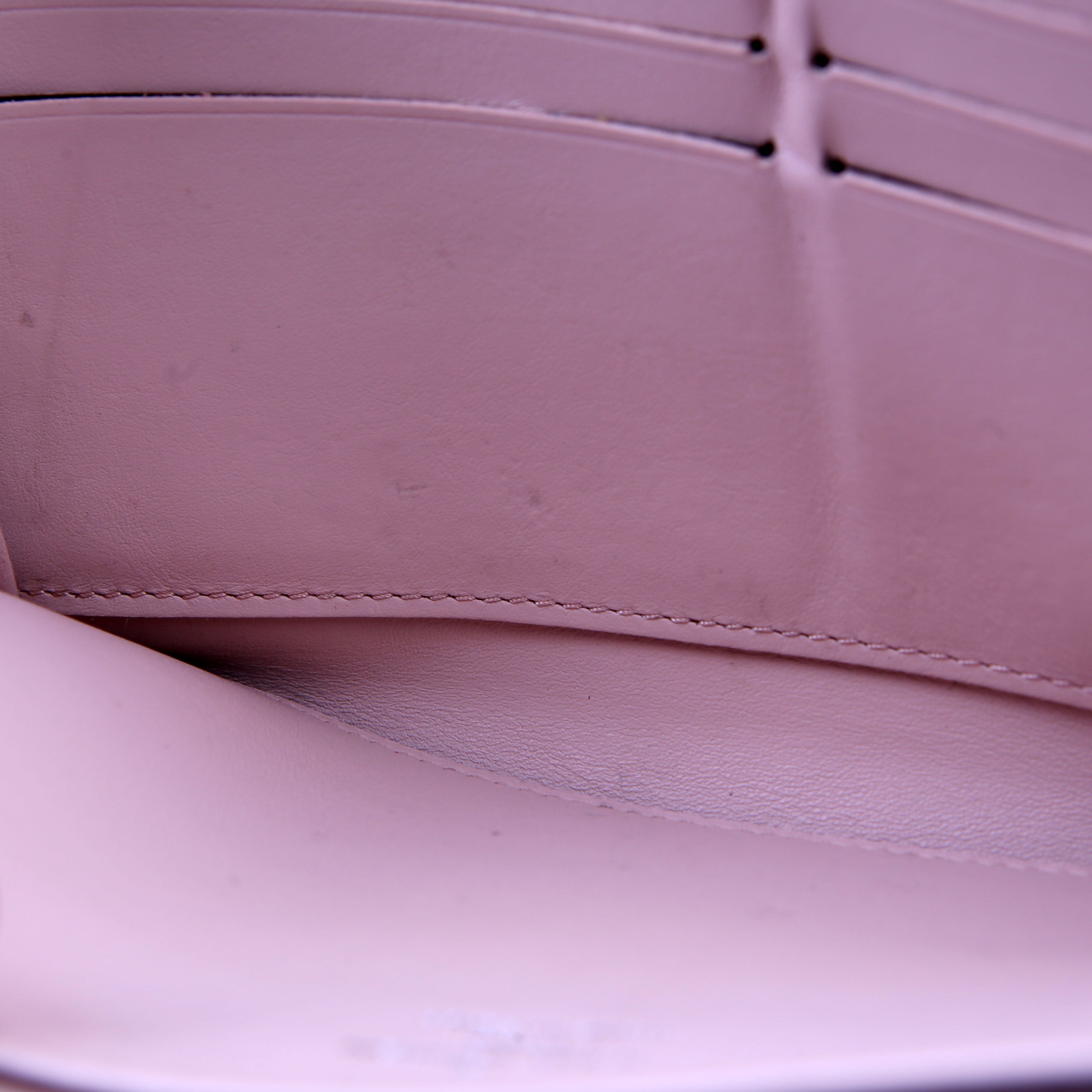 Louis Vuitton Zippy Wallet Mahina Pink