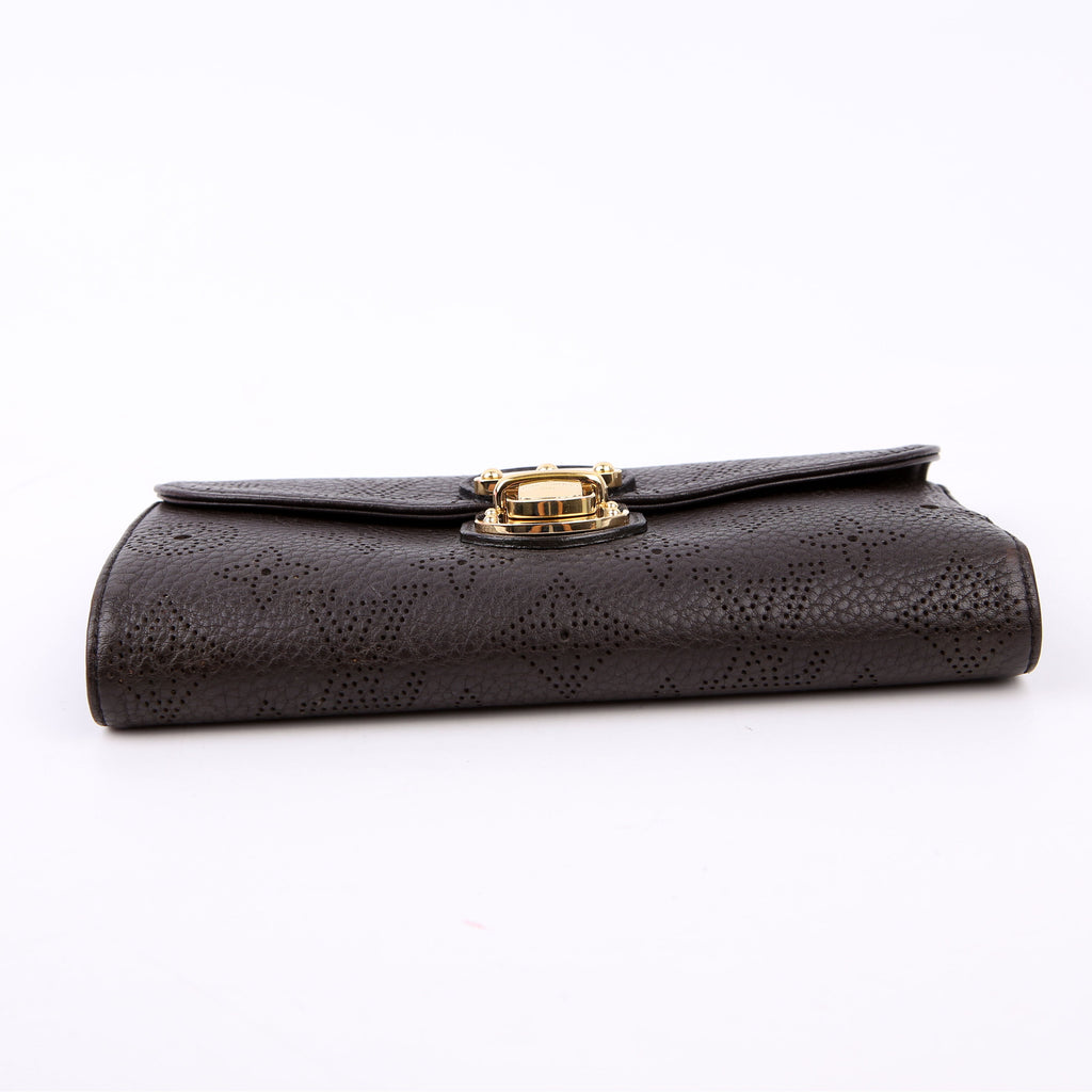Louis Vuitton Amelia Wallet Mahina Brown