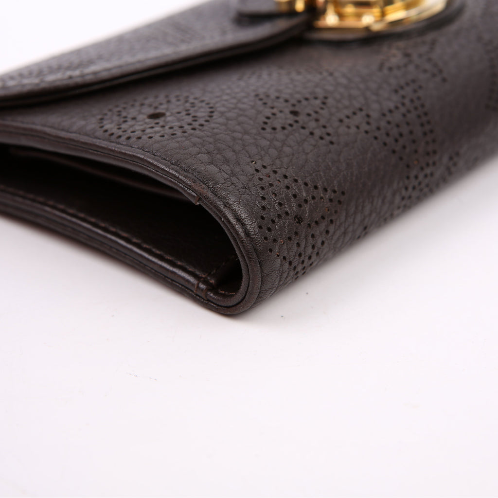 Louis Vuitton Amelia Wallet Mahina Brown