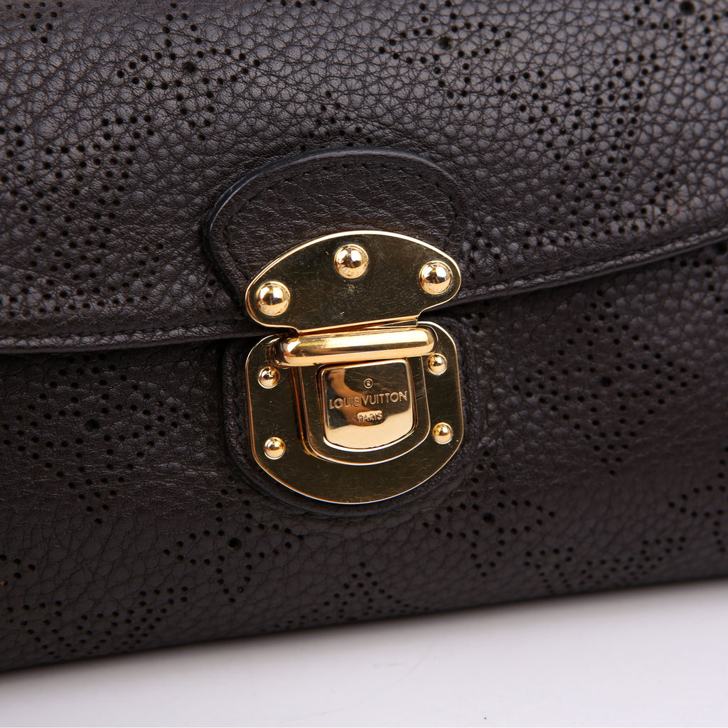Louis Vuitton Amelia Wallet Mahina Brown